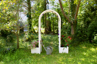 KHW Rosenbogen mit Pflanzkasten, weiß 