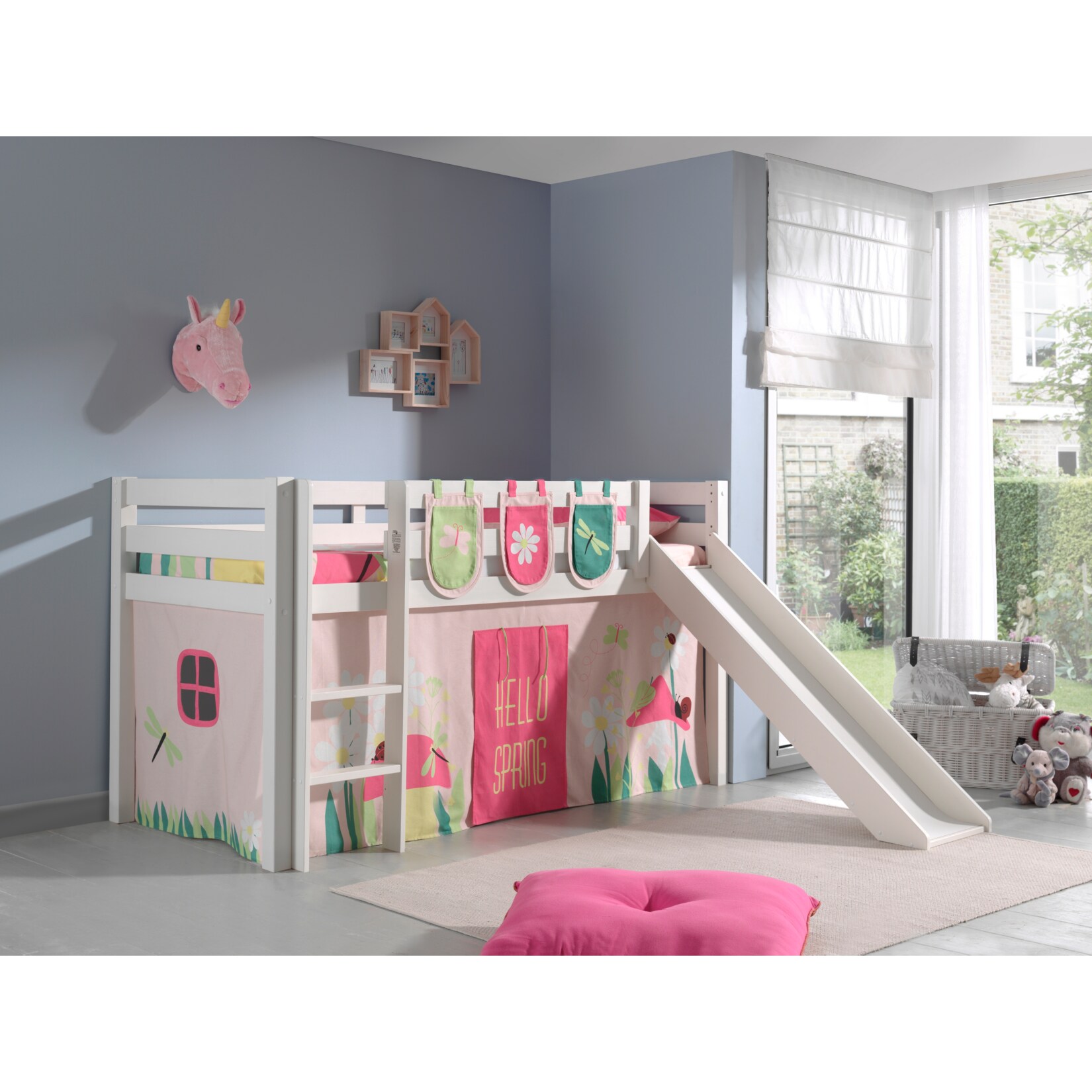 Vipack Spielbett Pino inkl. Rutsche, Kiefer massiv wei&szlig; mit Vorhang und 3 Taschen - Dessin Spring 