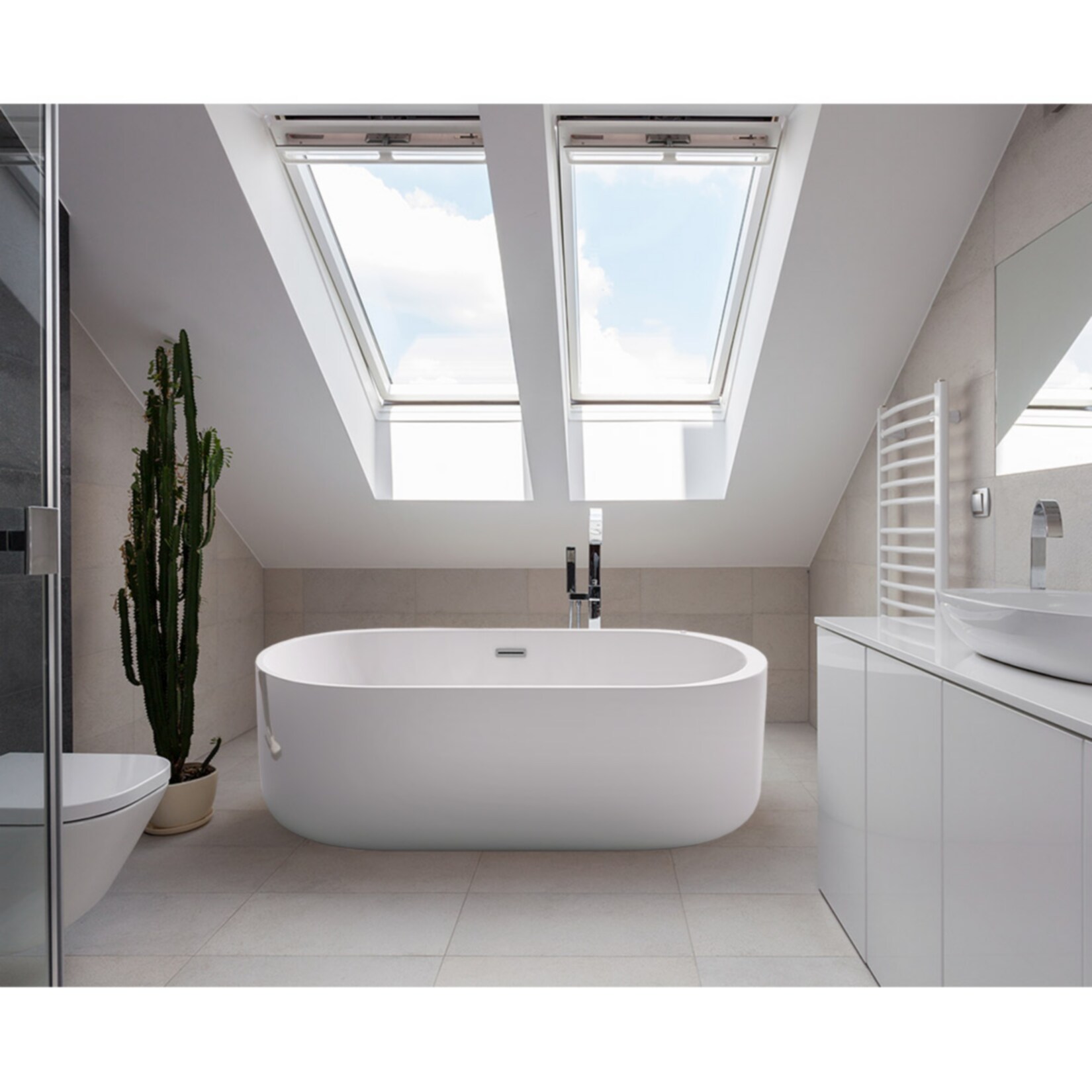 Home Deluxe Badewanne Bola Plus mit Whirlpoolfunktion, freistehend 