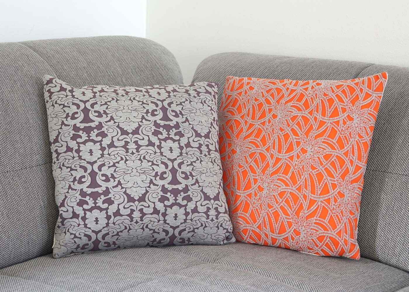 2er Set Zierkissen Barock + Blumen, Sofakissen Deko-Kissen mit Füllung 45x45cm