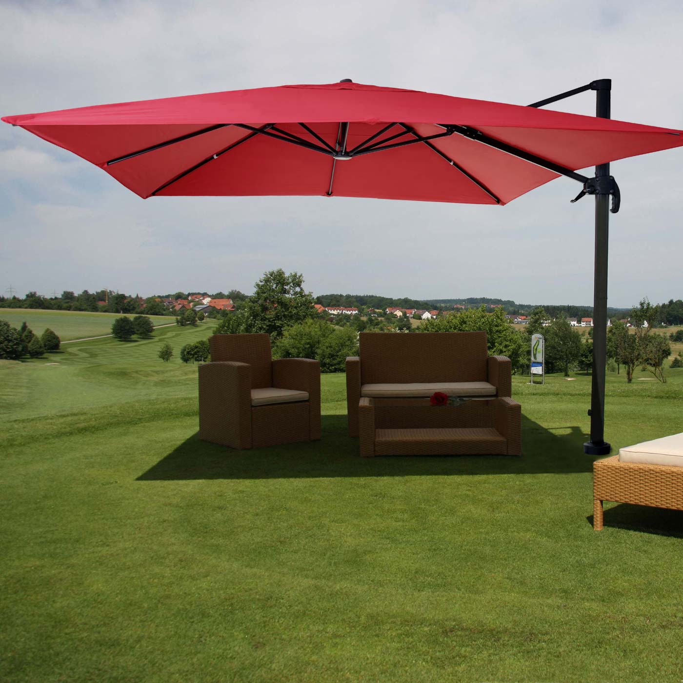 Gastronomie-Ampelschirm MCW-A96, Sonnenschirm 3x3m (&Oslash;4,24m) Polyester Alu/Stahl 23kg ~ rot ohne St&auml;nder, drehbar 