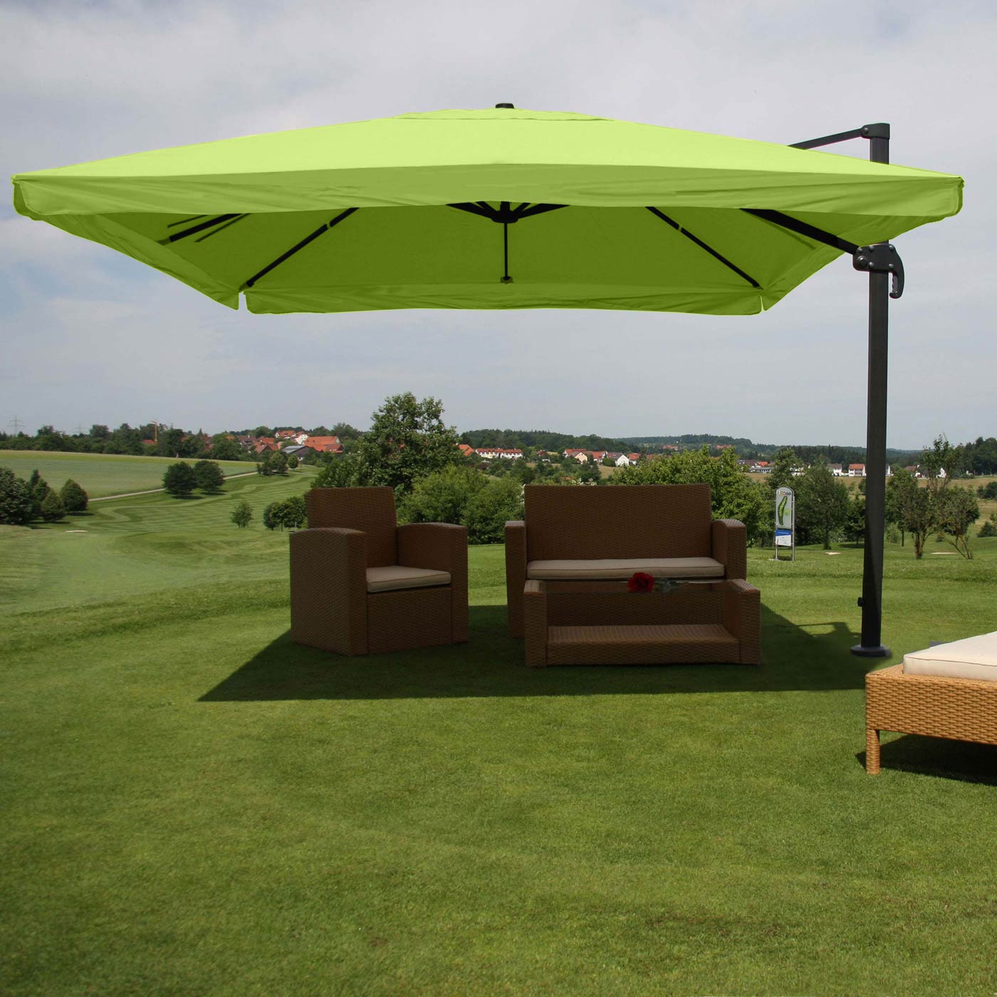 Gastronomie-Ampelschirm MCW-A96, Sonnenschirm, 3x3m (&Oslash;4,24m) Polyester/Alu 23kg ~ Flap, gr&uuml;n ohne St&auml;nder 