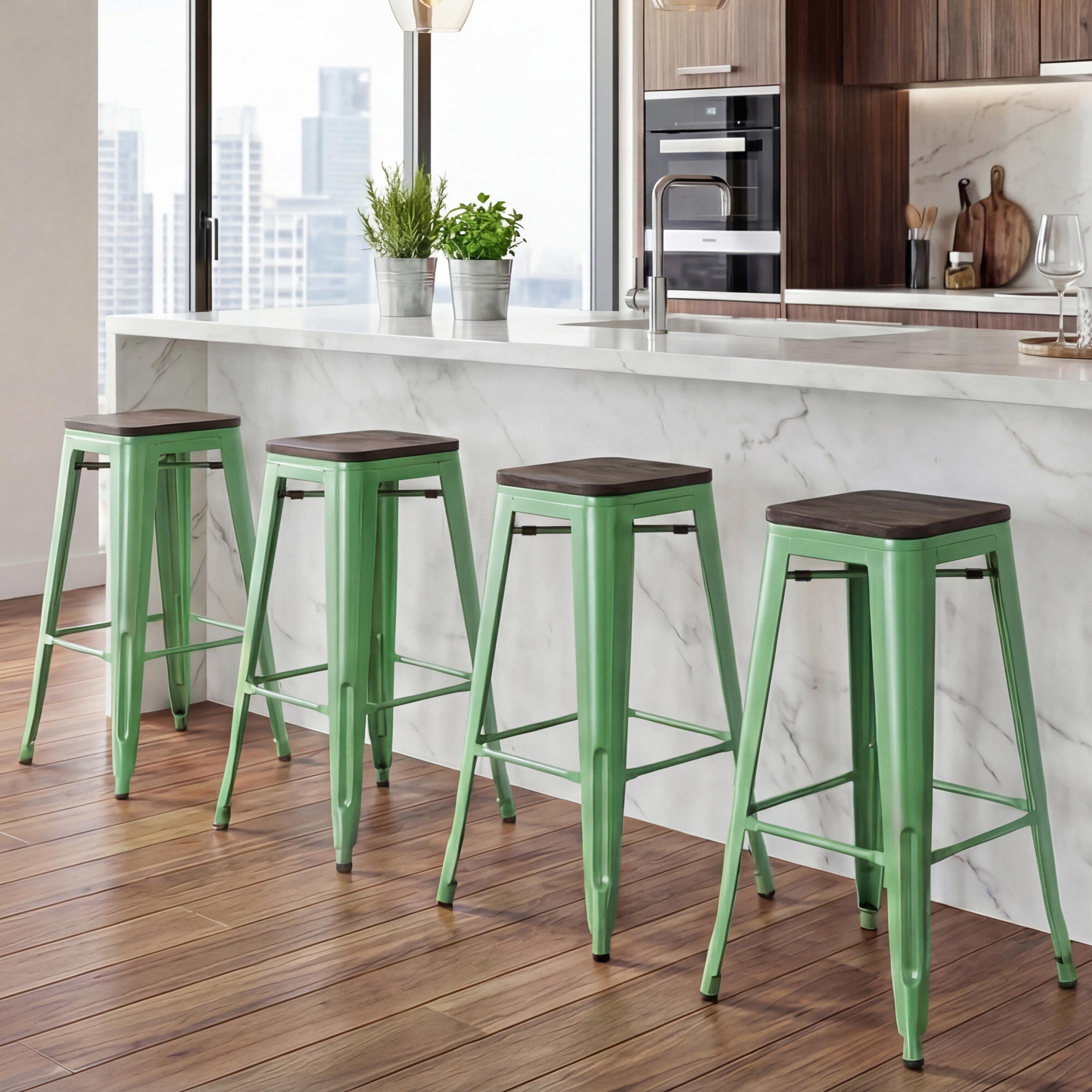 4er-Set Barhocker MCW-A73 inkl. Holz-Sitzfl&auml;che, Barstuhl Tresenhocker, Metall Industriedesign stapelbar ~ gr&uuml;n 