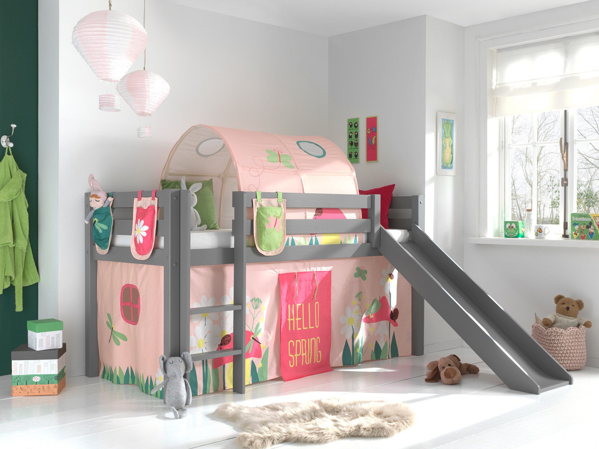 Spielbett Pino inkl. Rutsche mit Textilset Vorhang, Tunnel und 3 Taschen versch. Designs 