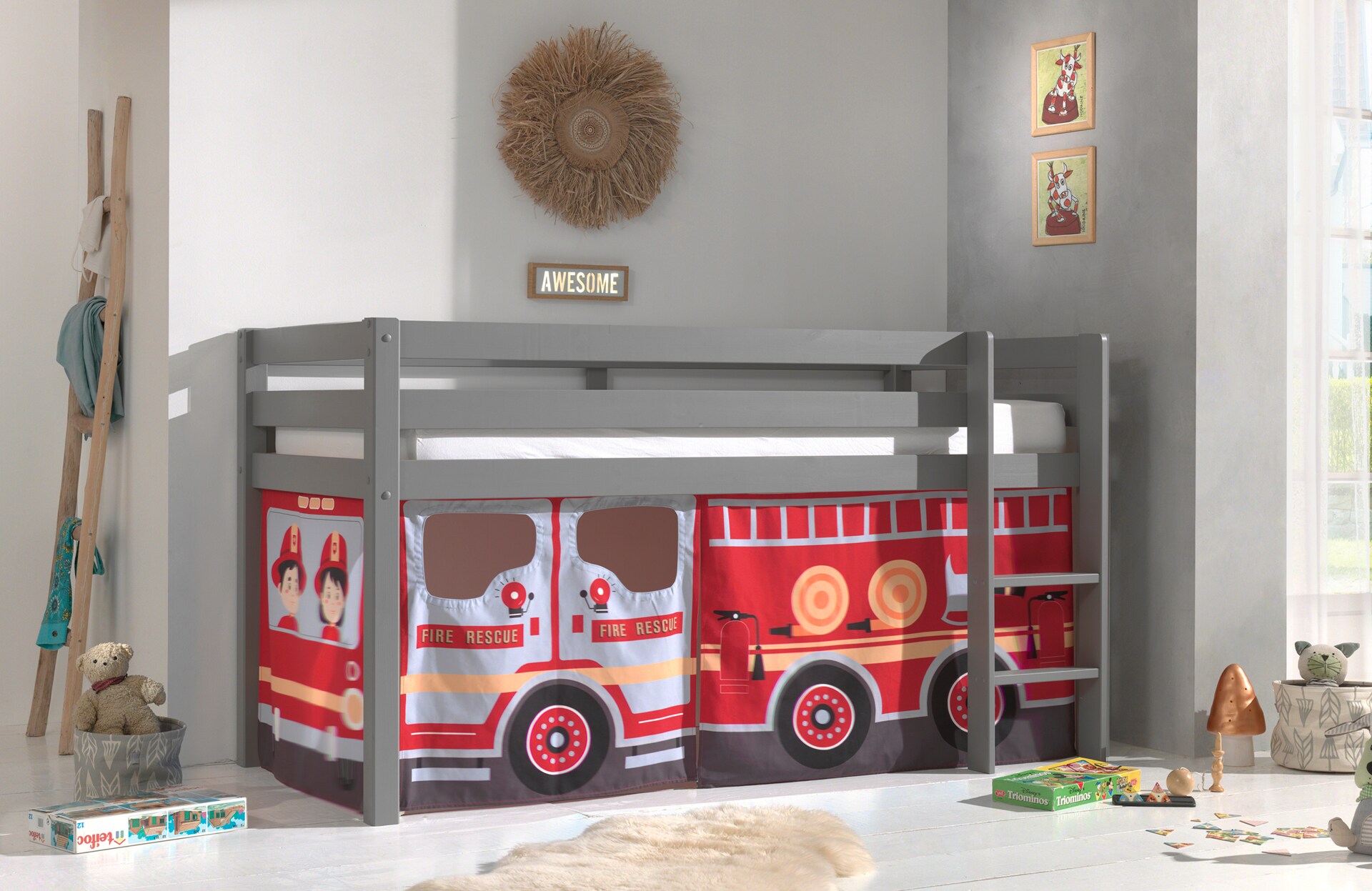 Halbhohes Bett PINO, mit Textilset "FIRE RESCUE", Ausf. Kiefer massiv versch. Farben 