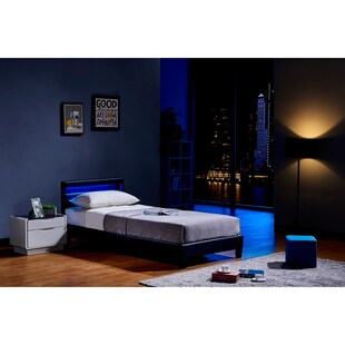 HOME DELUXE LED Bett Astro inkl. Matratze versch. Größen und Farben - Schwarz 