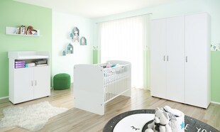 nonjoo. Babyzimmer Lunis Set 7: best. aus Babybett, Kommode, Wickelaufsatz, Wandboard und Kleiderschrank 3-trg. 