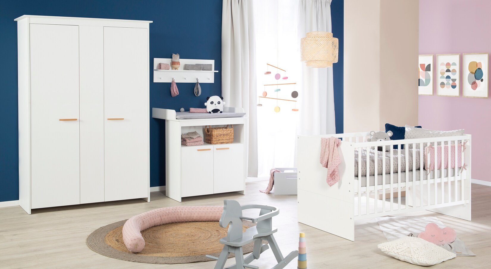 Zimmerset 'Anton' inkl. Kinderbett 70x140, Wickelkommode 2-türig, Kleiderschrank 2,5-türig