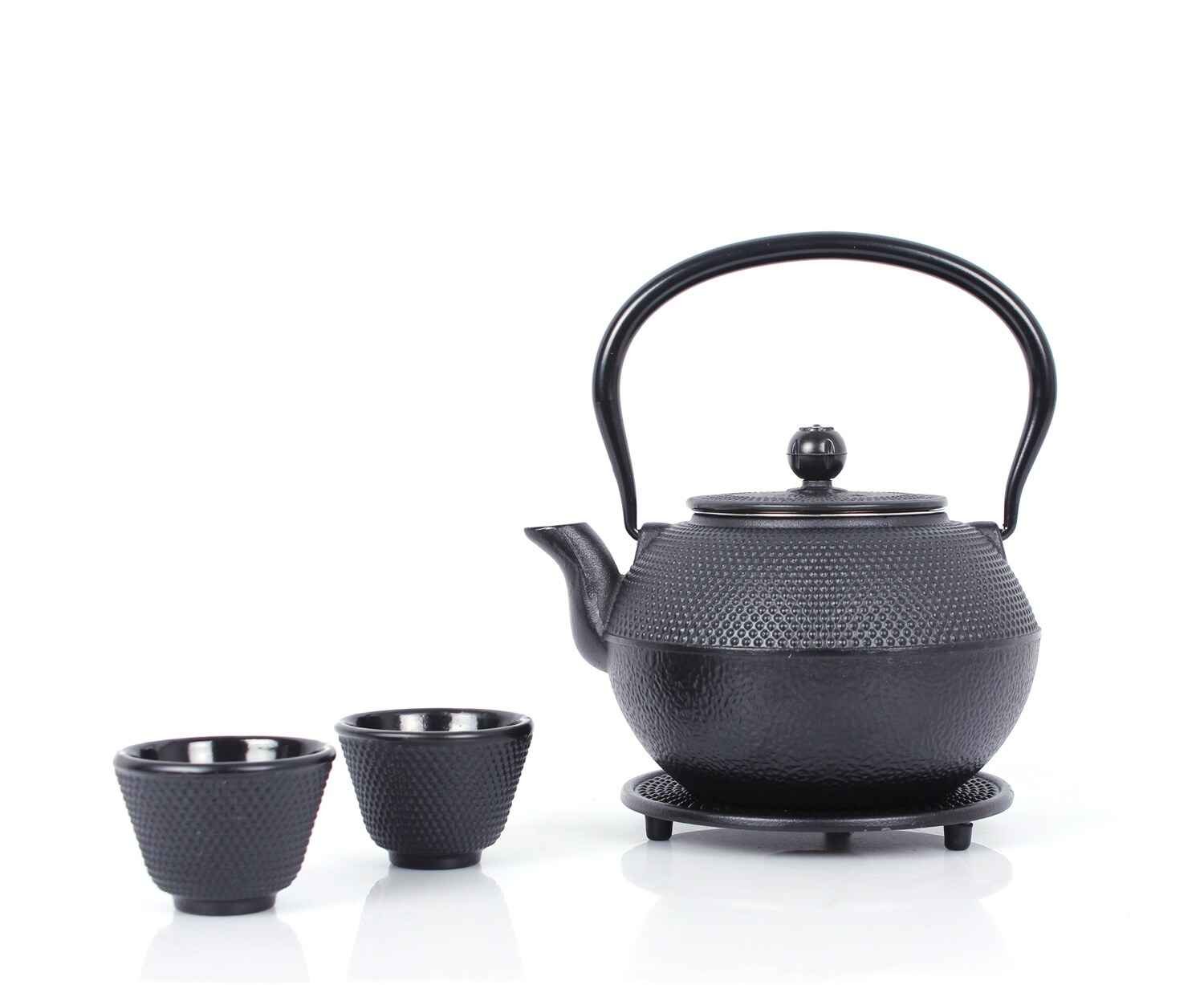 Teeservice aus Gusseisen schwarz