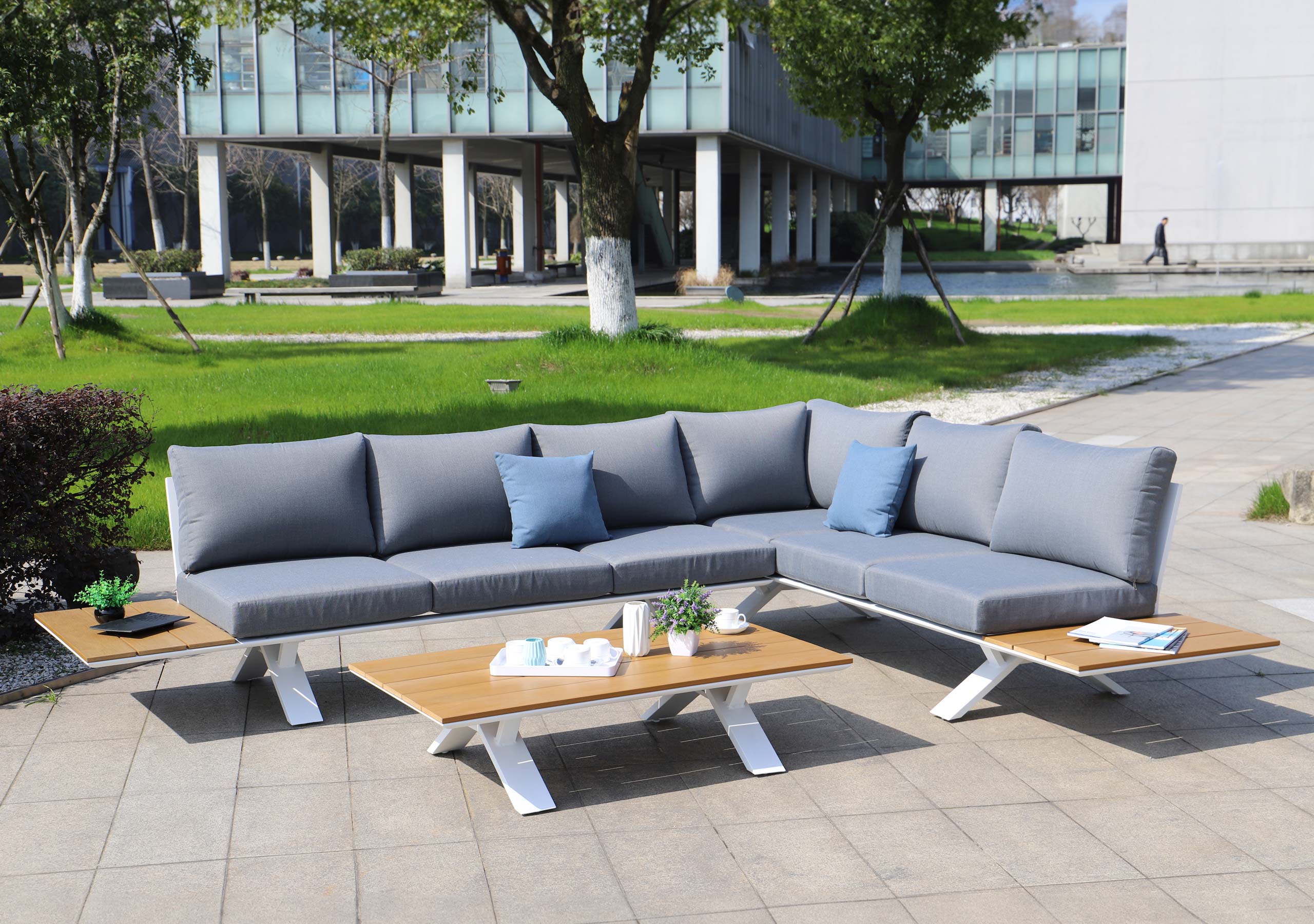 Aluminium Garten-Garnitur MCW-M62, Sitzgruppe Garten-/Lounge-Set Sofa, Holzoptik ~ Gestell wei&szlig;, Polster hellgrau 