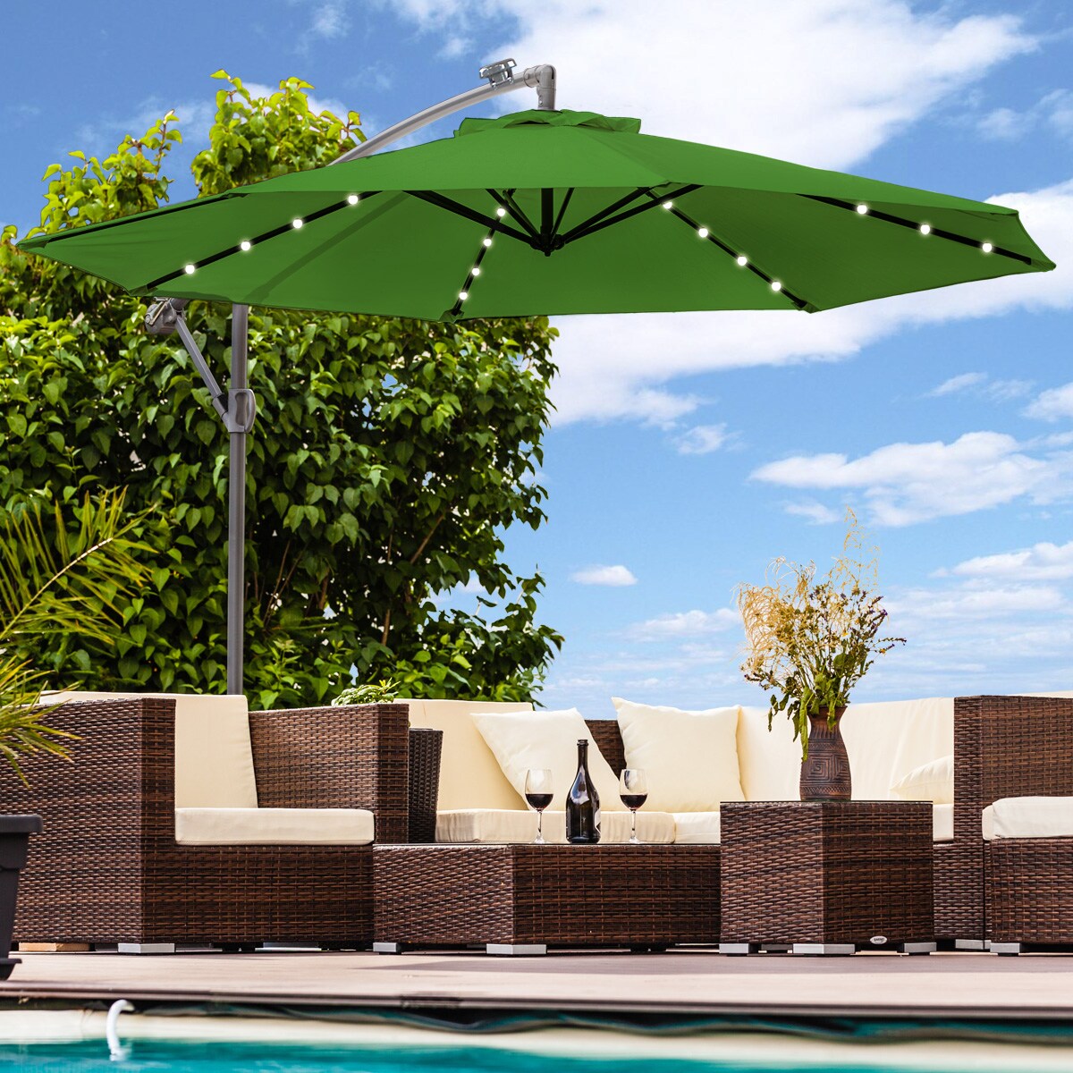 Luxus Sonnenschirm mit LED Beleuchtung Ampelschirm 300cm Solar Garten Schirm Pavillon in Grün