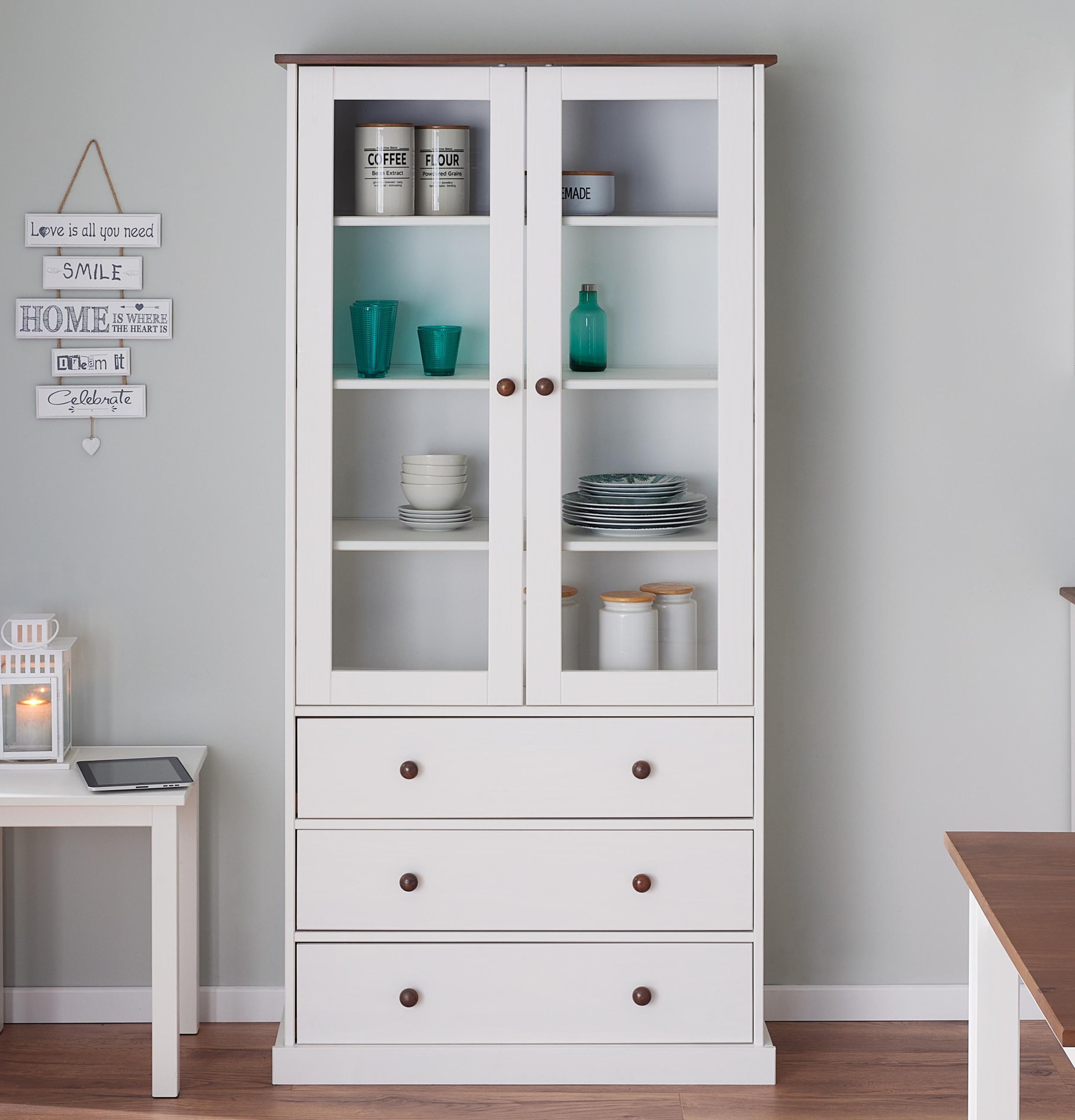 Inter Link FSC Vitrine Westerland mit 3 Schubladen und 2 Glast&uuml;ren - Kiefer Massivholz - Weiss 