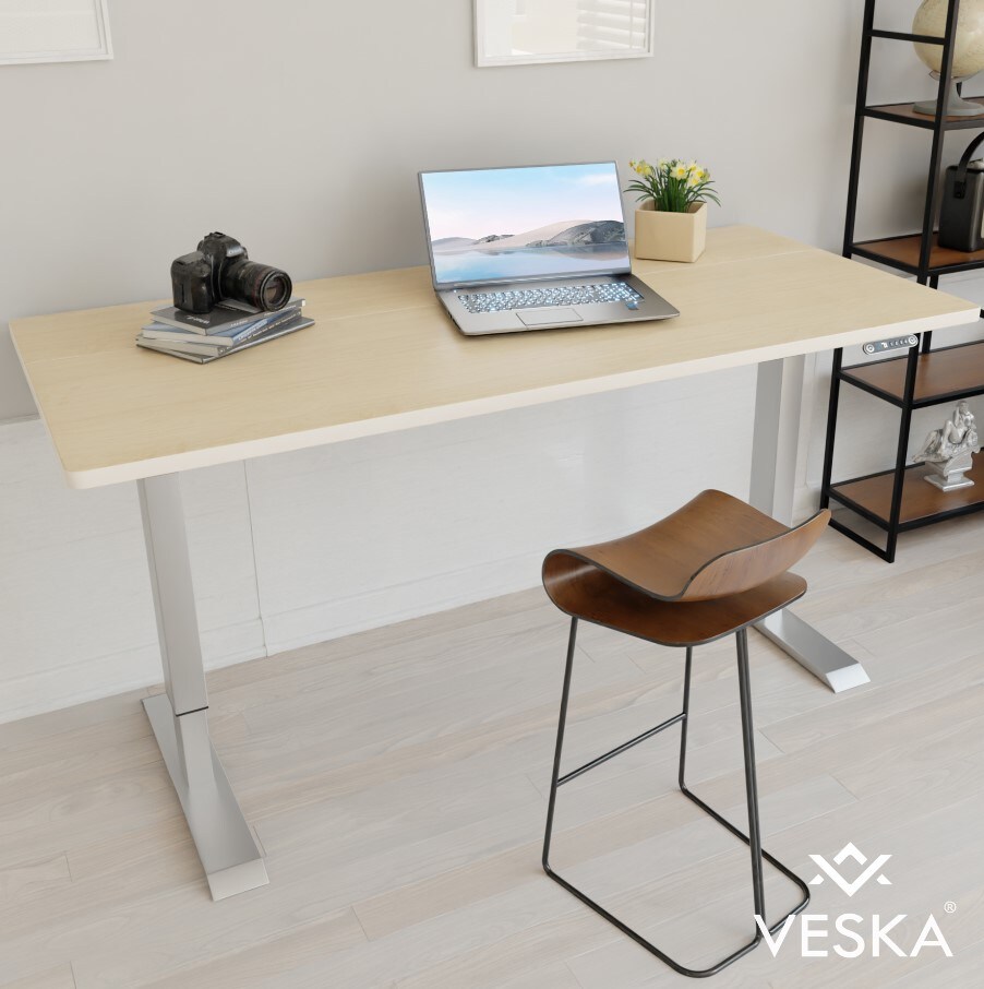 VESKA Höhenverstellbarer Schreibtisch (140 x 70 cm) - Sitz- & Stehpult - Bürotisch Elektrisch Höhenverstellbar mit Touchscreen & Stahlfüßen …