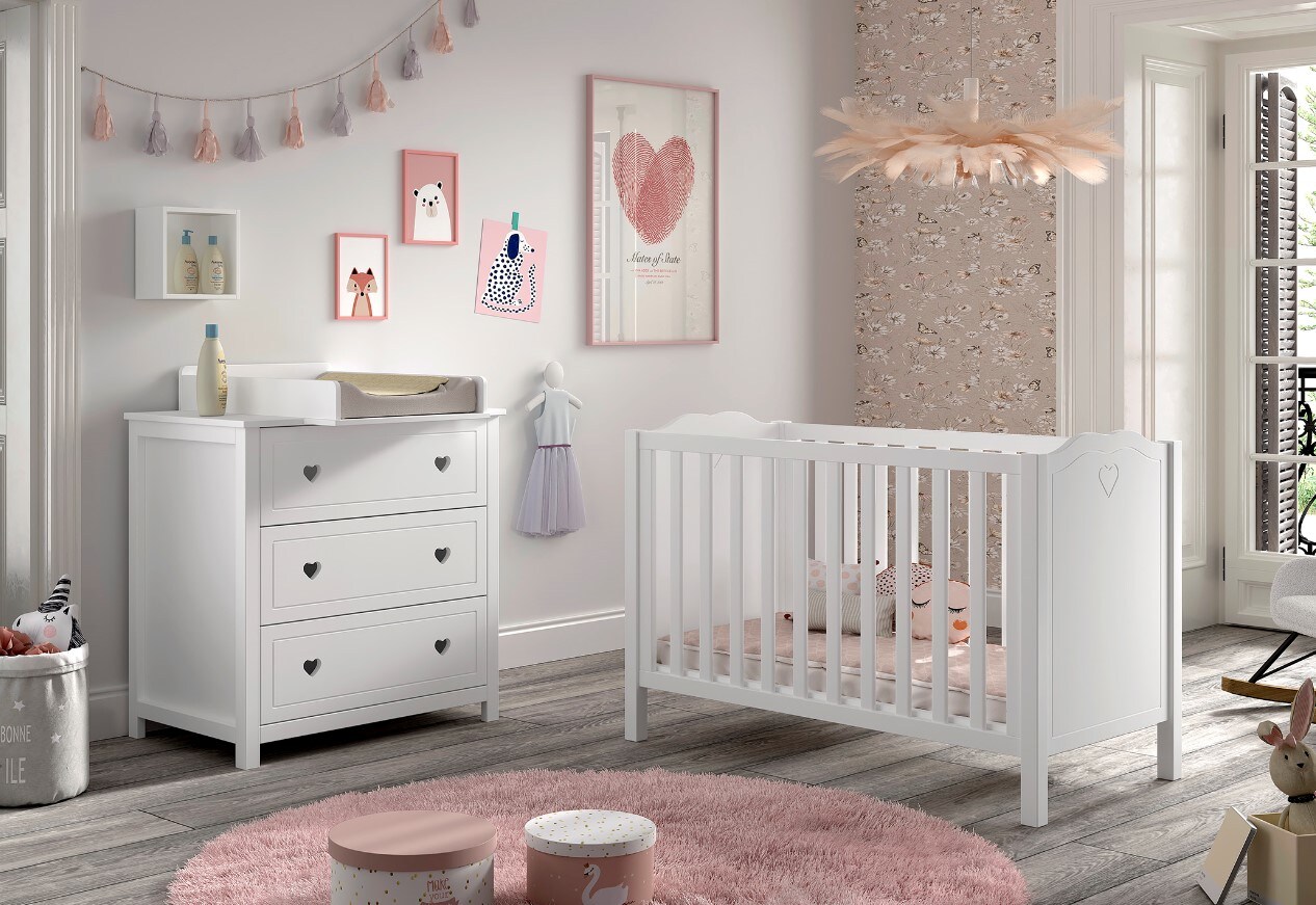 AMORI 3-tlg Set best. aus: Babybett 60x120 cm, Kommode m. 3 Schubladen, Wickelaufsatz, wei&szlig; lackiert 