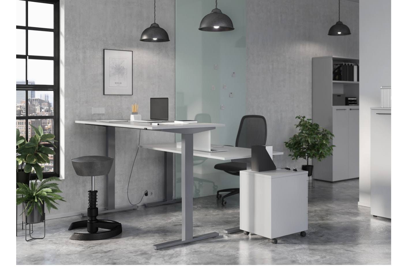 Schreibtisch 4242 el.h&ouml;henverst. 