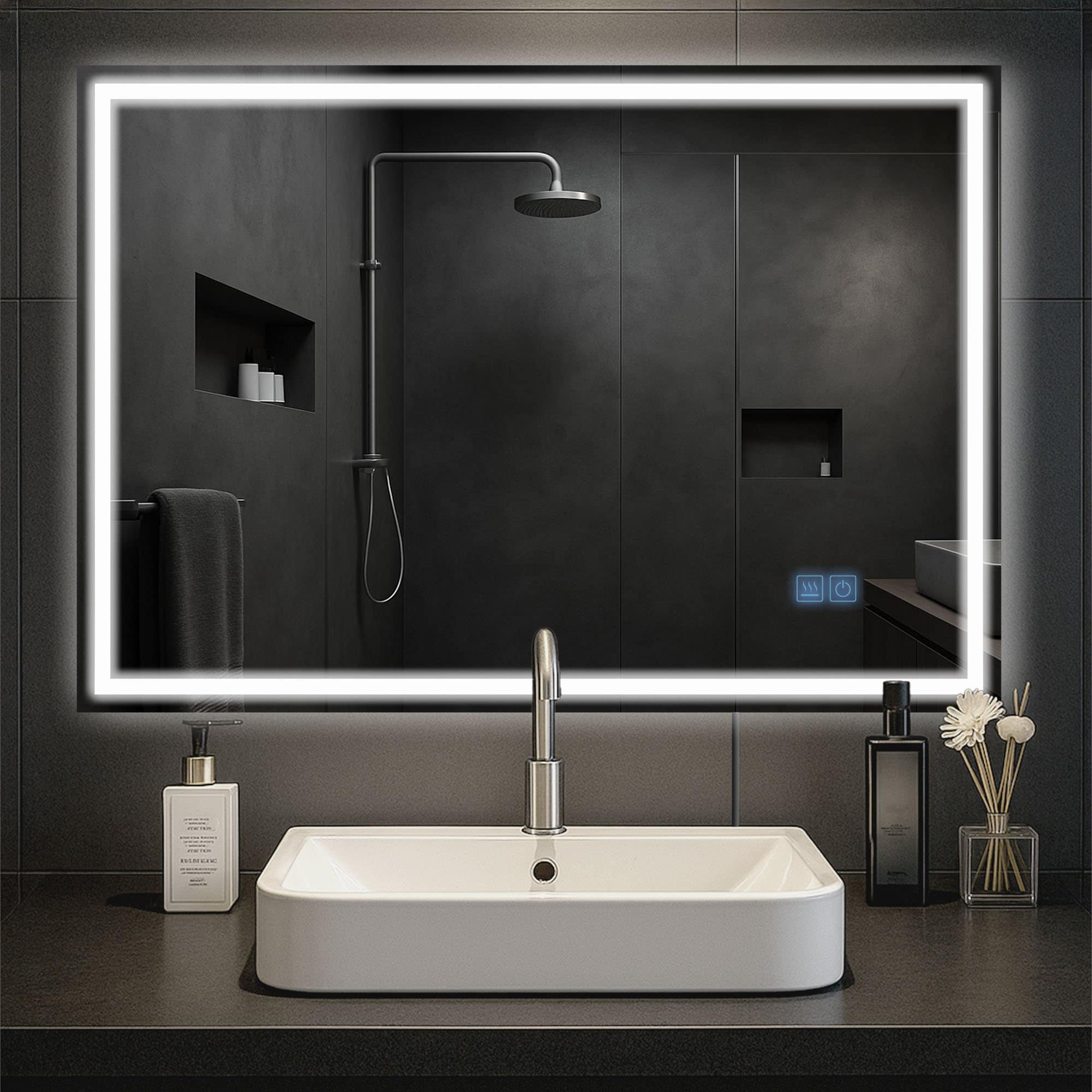 CLP Badspiegel Jaffrey mit Beleuchtung, Bluetooth-Lautsprecher, Anti-Beschlag, Wandspiegel Quer- und Hochformat, LED dimmbar, 3 Licht-Modi 