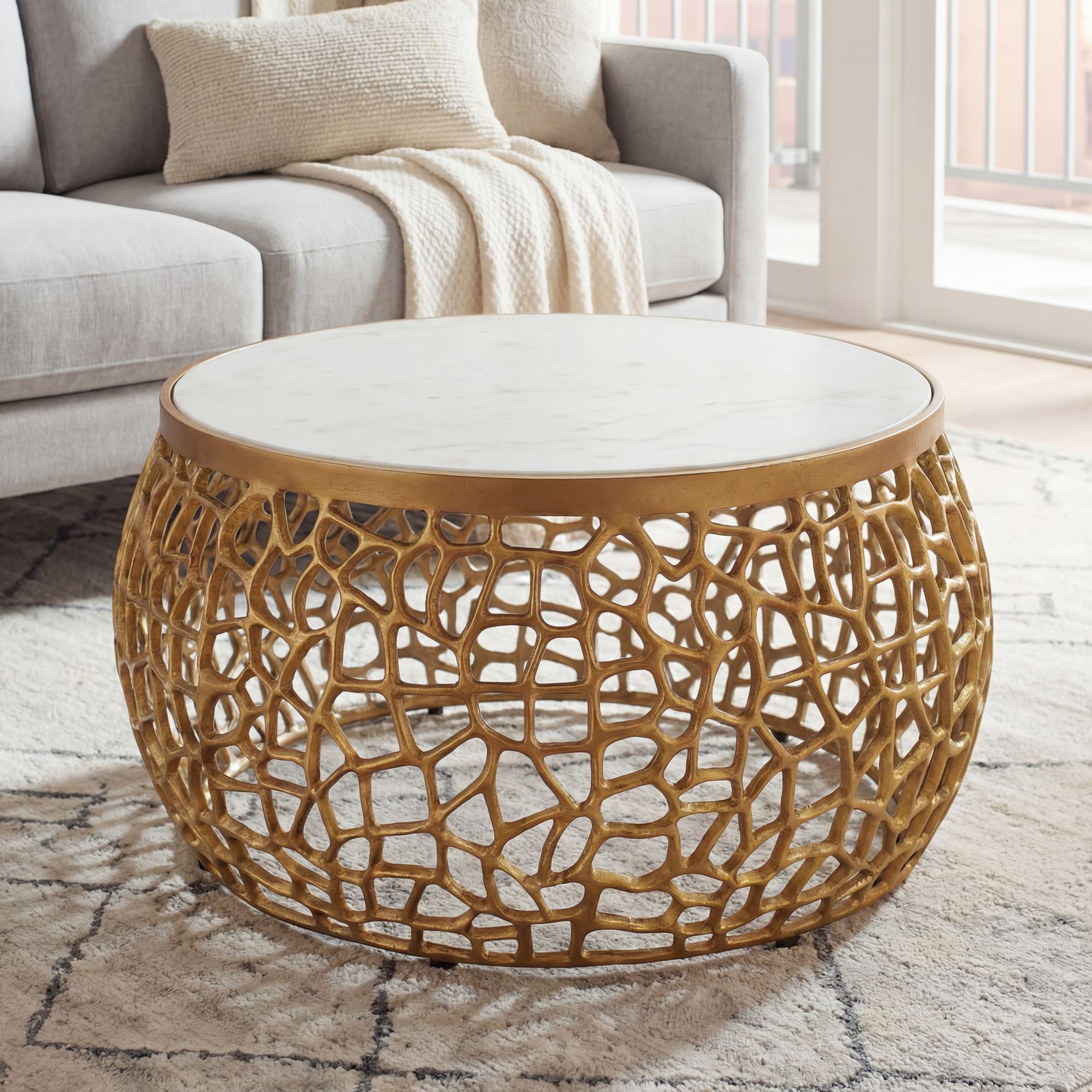 Design Metall Couchtisch mit Marmor Platte wei&szlig; Wohnzimmertisch Gold rund 60cm 