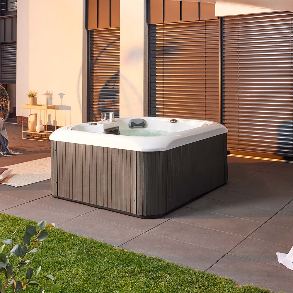 HOME DELUXE Outdoor Whirlpool SEA STAR PURE 180 x 160 cm f&uuml;r 4 Personen 