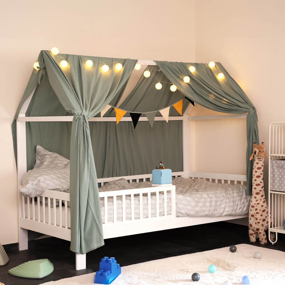 HOME DELUXE Kinderbett STERNENLAND &ndash; 90 x 200 cm Wei&szlig; 