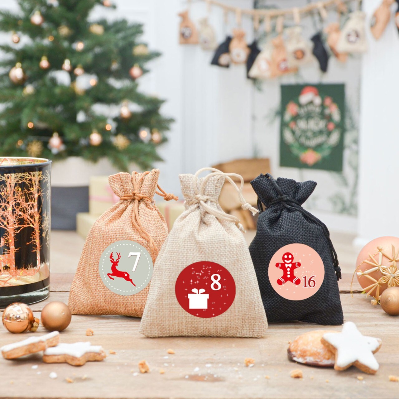 INDIGOS UG Adventskalender-Aufkleber 1–24 – Türkis/mint, Rund, Laminiert & Wasserfest, Zum Selbstgestalten