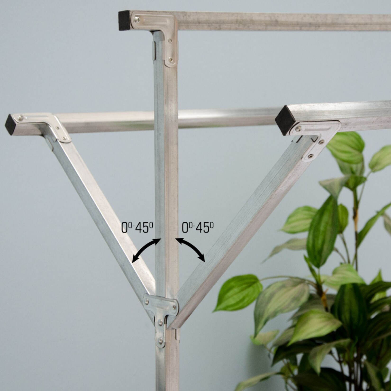 VIPEK R1 Rollbarer Kleiderständer Mittelgroß | Mit 3 Drahtregalen & Kleiderstange | 150 Kg Traglast, 4 Rollen (2 Feststellbar)