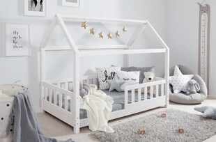 TiCAA TiCAA Kinderbett Hausbett Kay 90x200 cm, 100x200 cm, 120x200 cm, 140x200 für Jungen & Mädchen, inkl. Rolllattenrost, Rausfallschutz variabel, Montessori  Bett weiß aus Kiefer Massivholz 