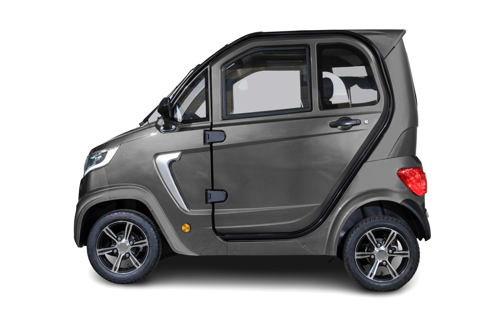 Stormborn X8 AC Kabinenfahrzeug - 2 kW - Blei-Gel-Akku - Klima 