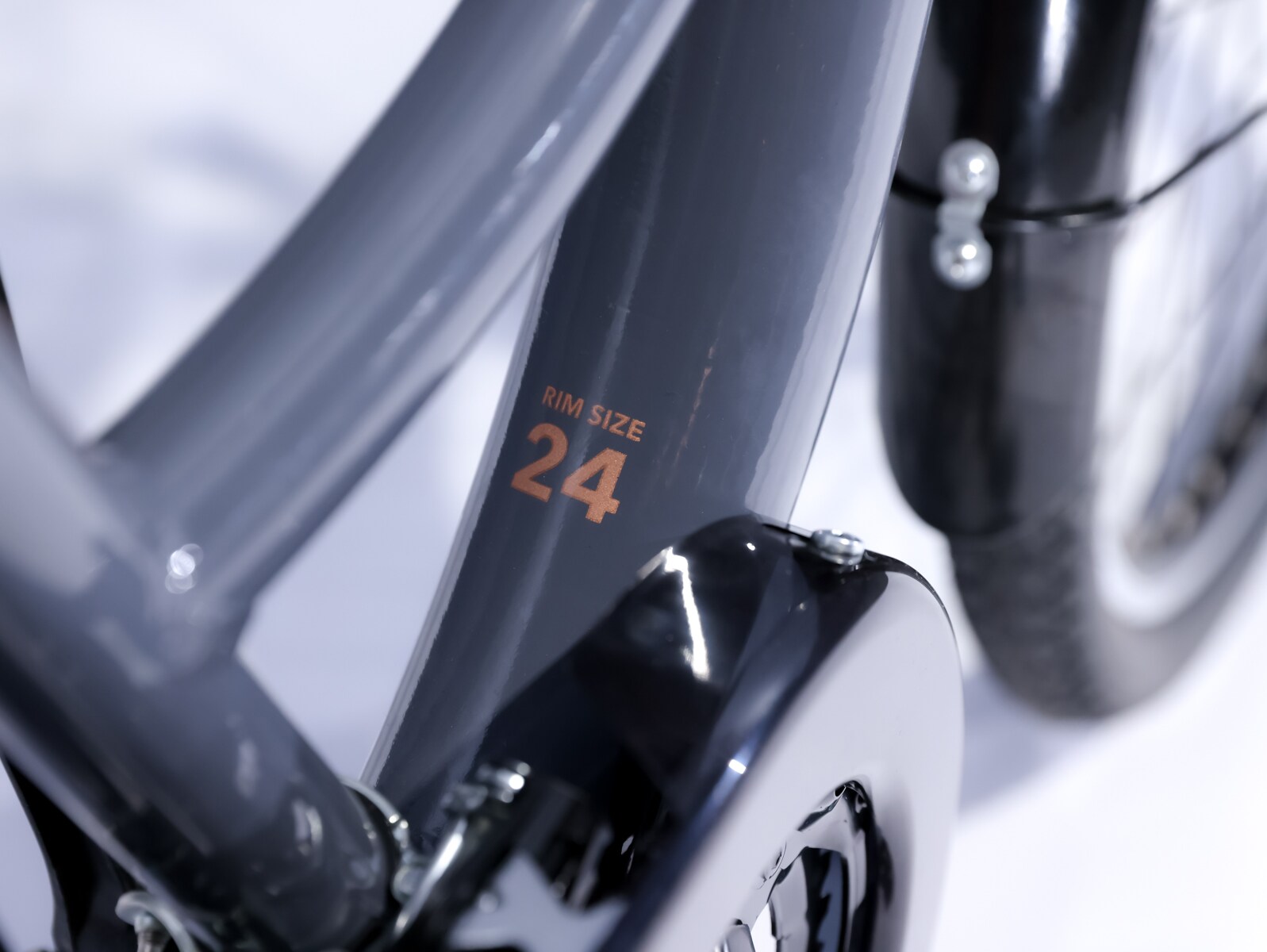 26" Zoll Alu City Bike M&auml;dchen Fahrrad Aluminium Shimano 21 Gang RH44 