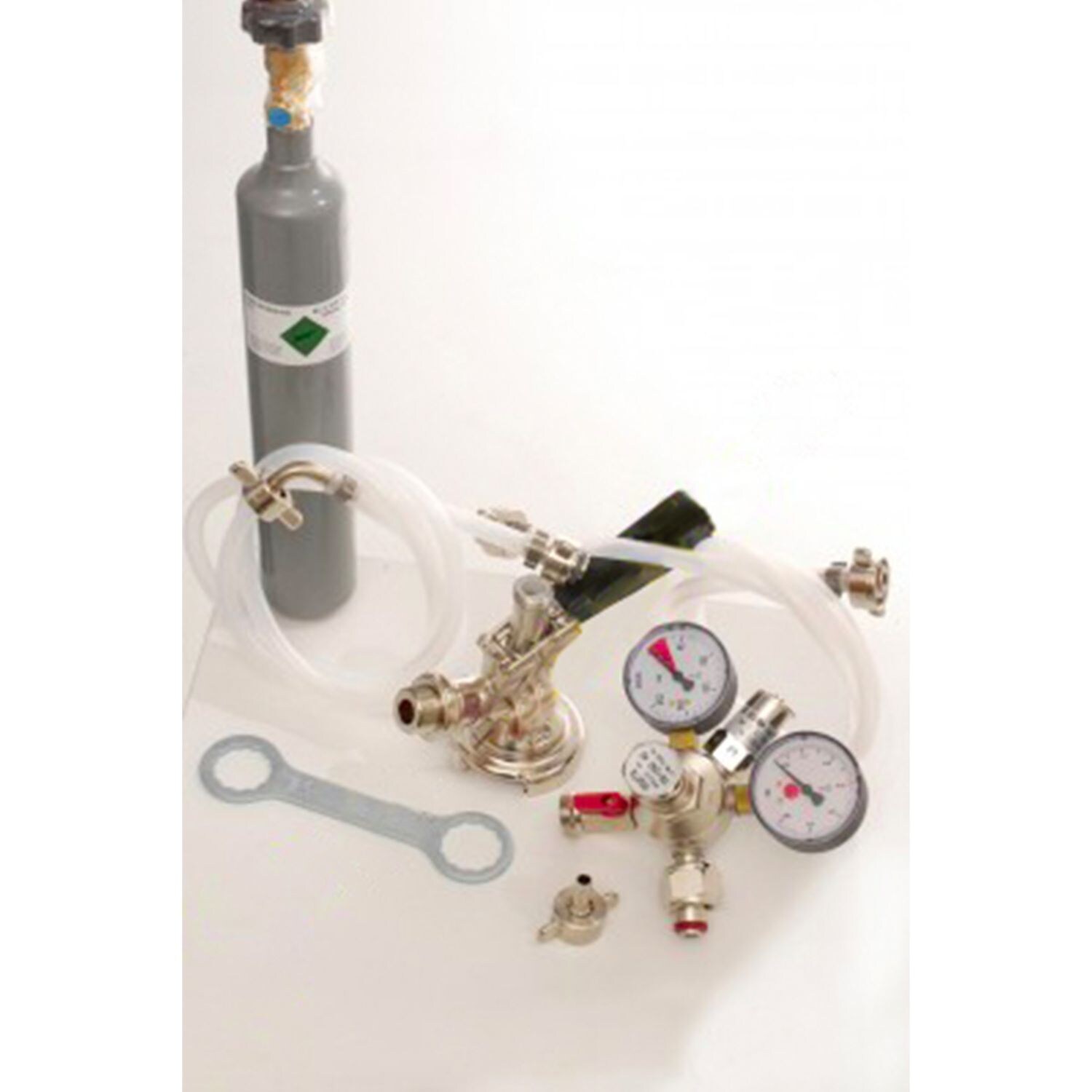 Zubehörpaket 1 mit  Profi Adapter, 10mm Bierschlauch und 0,5 kg CO2 Flasche