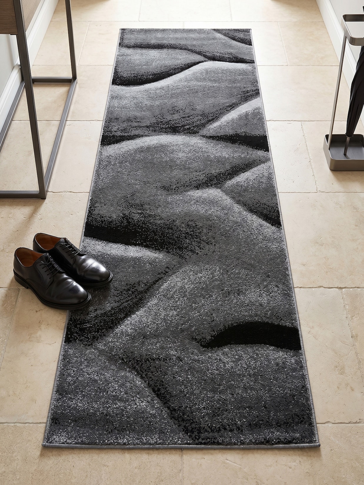 Teppich Kurzflor SOLDA in Schwarz, mit Farbverlauf, 80 x 150 cm