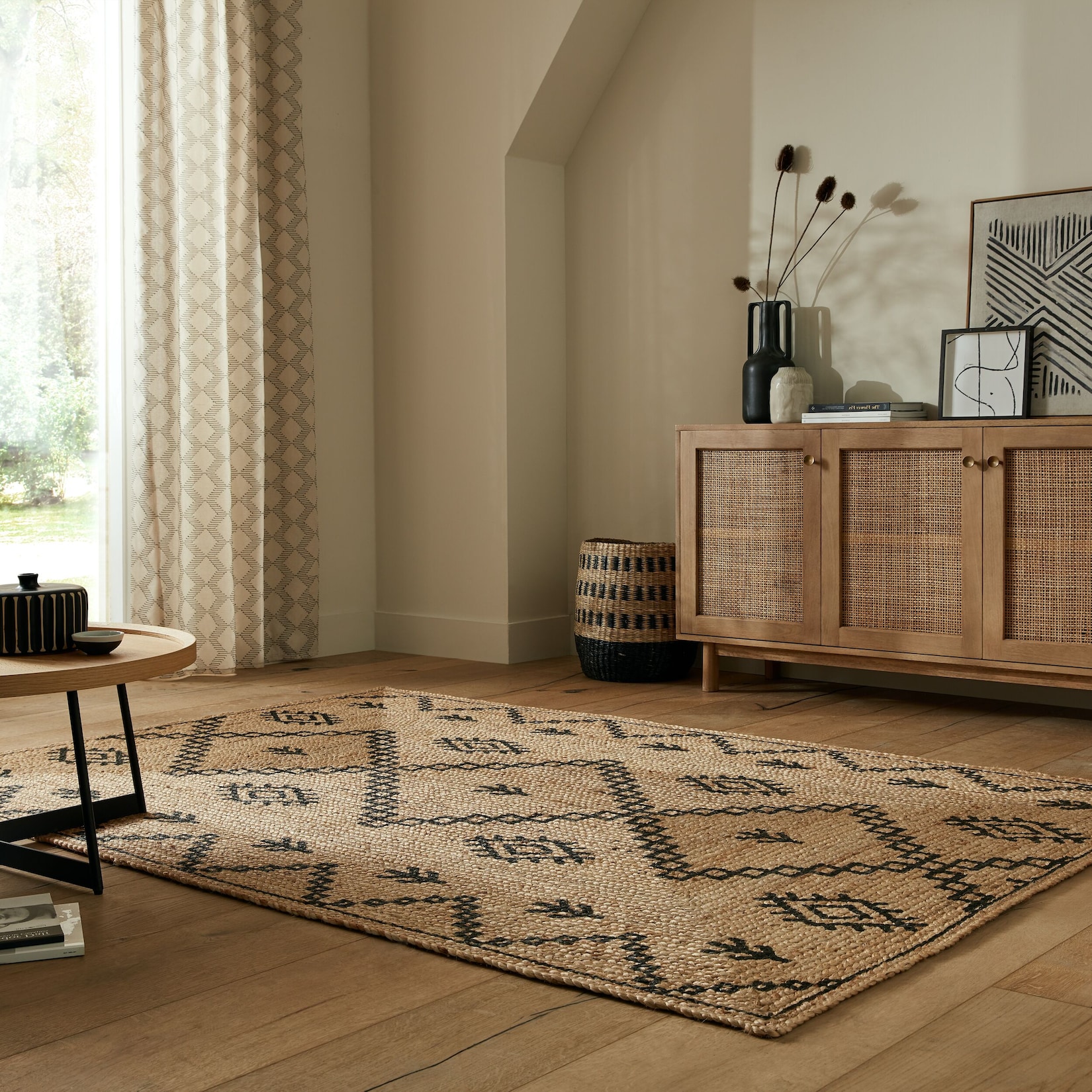 Jute-Teppich geometrisch Braun-Schwarz 200 x 290 cm - NEATH Kadima