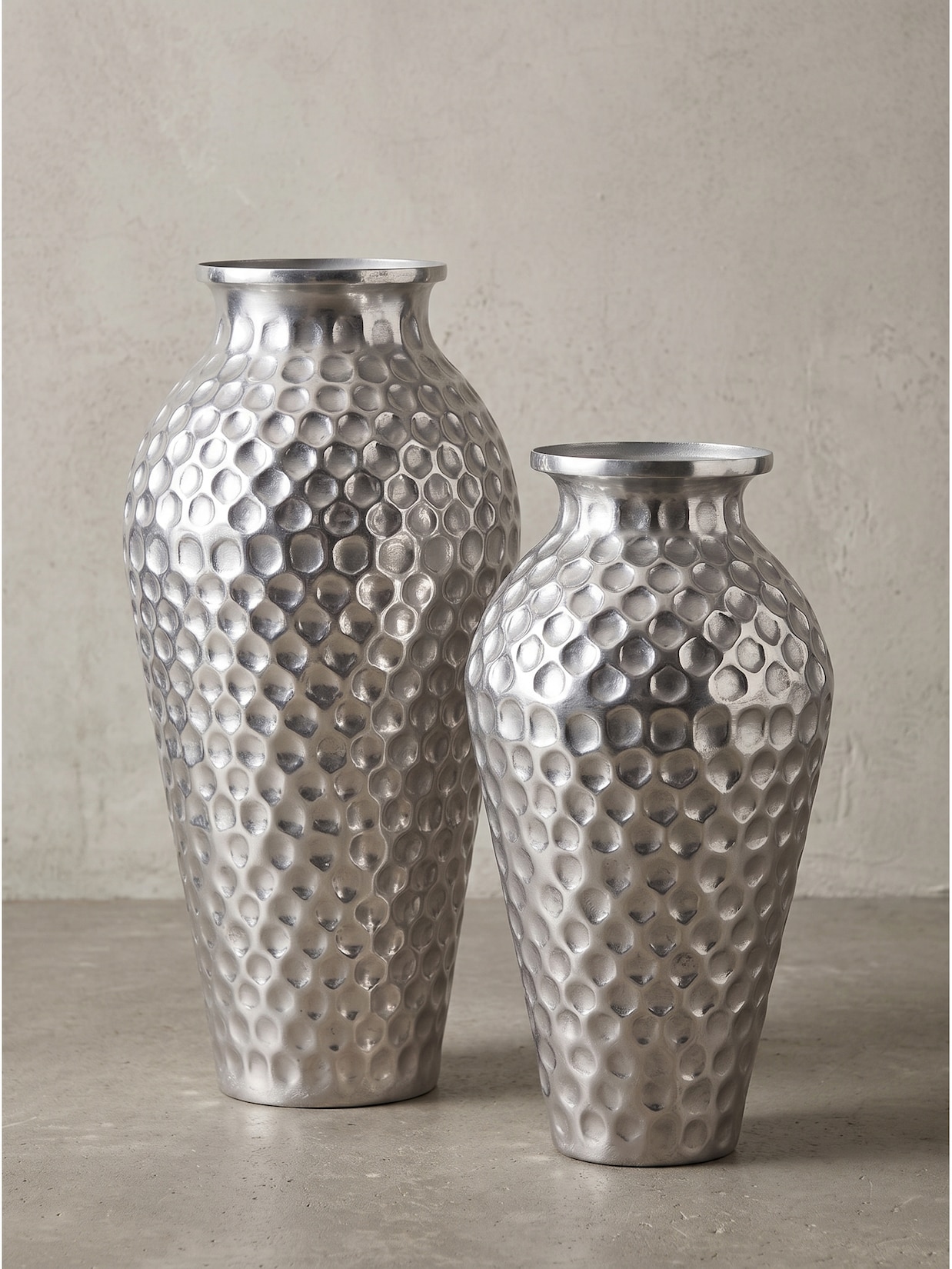 Vasen 2er-Set Aluminium Silber Ø 26x51 cm - MANTOVA Kadima Design