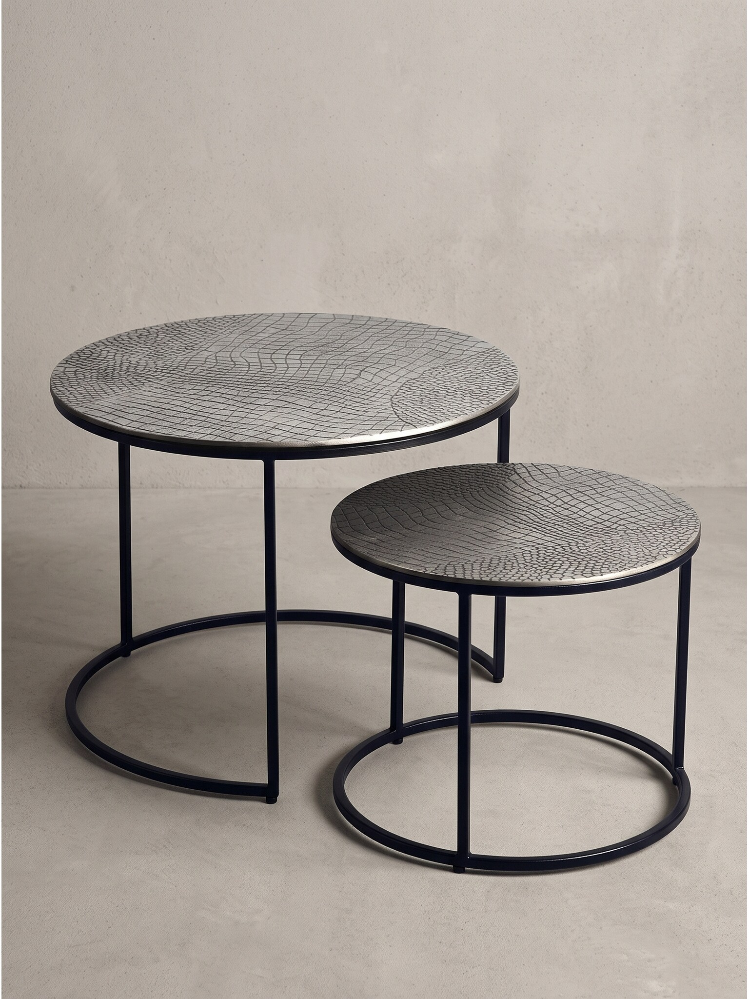 Couchtische 2er-Set Aluminium Silber &Oslash; 60x45 cm - VIENNE | Kadima 