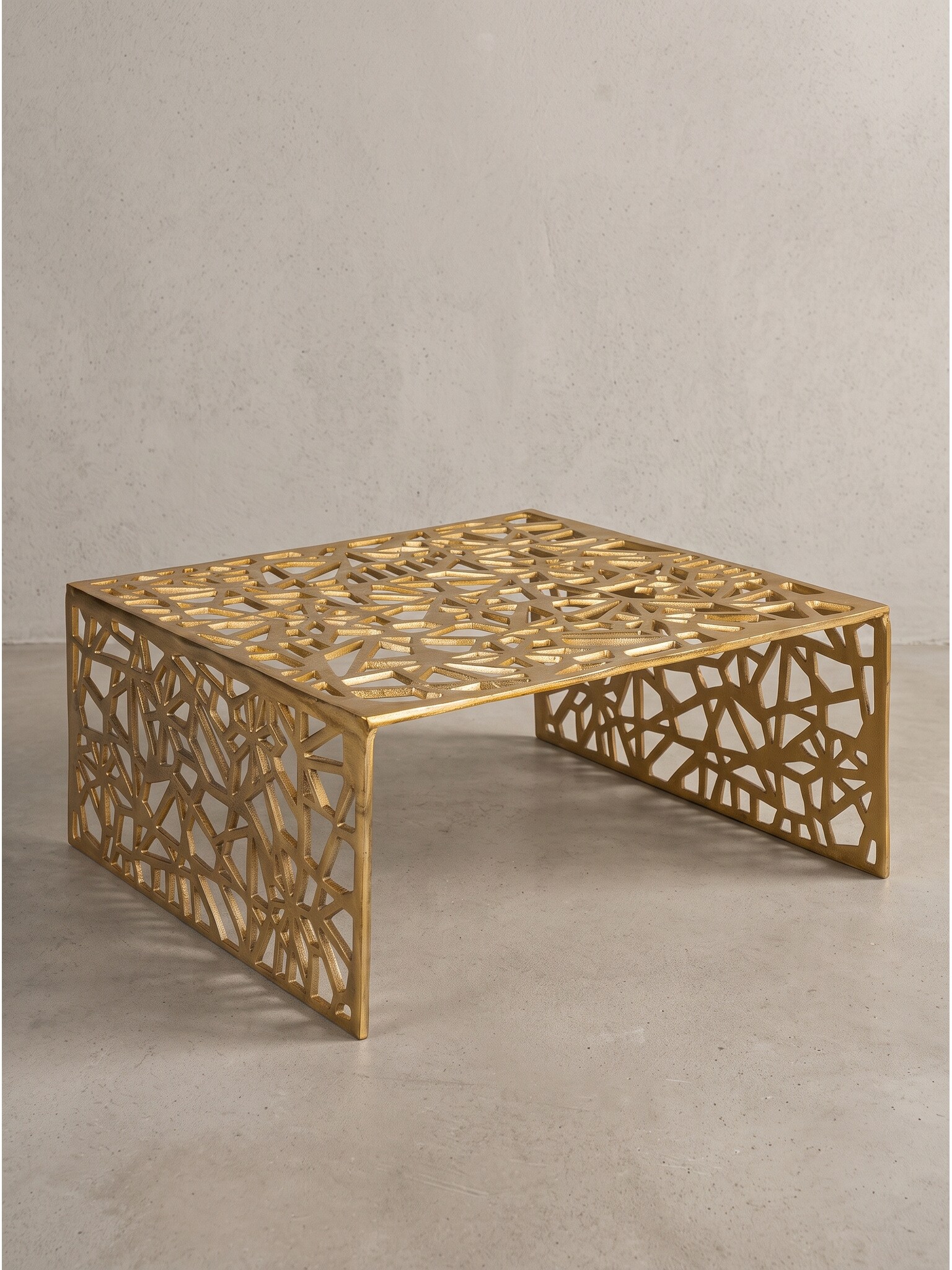 Couchtisch Aluminium Gold 60x60x31 cm - INDRE | Kadima Design 