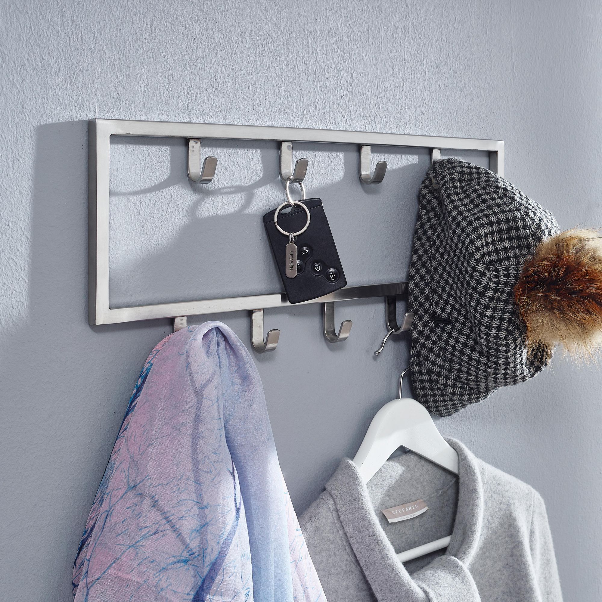 KADIMA DESIGN Wandgarderobe aus poliertem Stahl in Silber, Platzsparendes, stilvolles Wohnaccessoire 