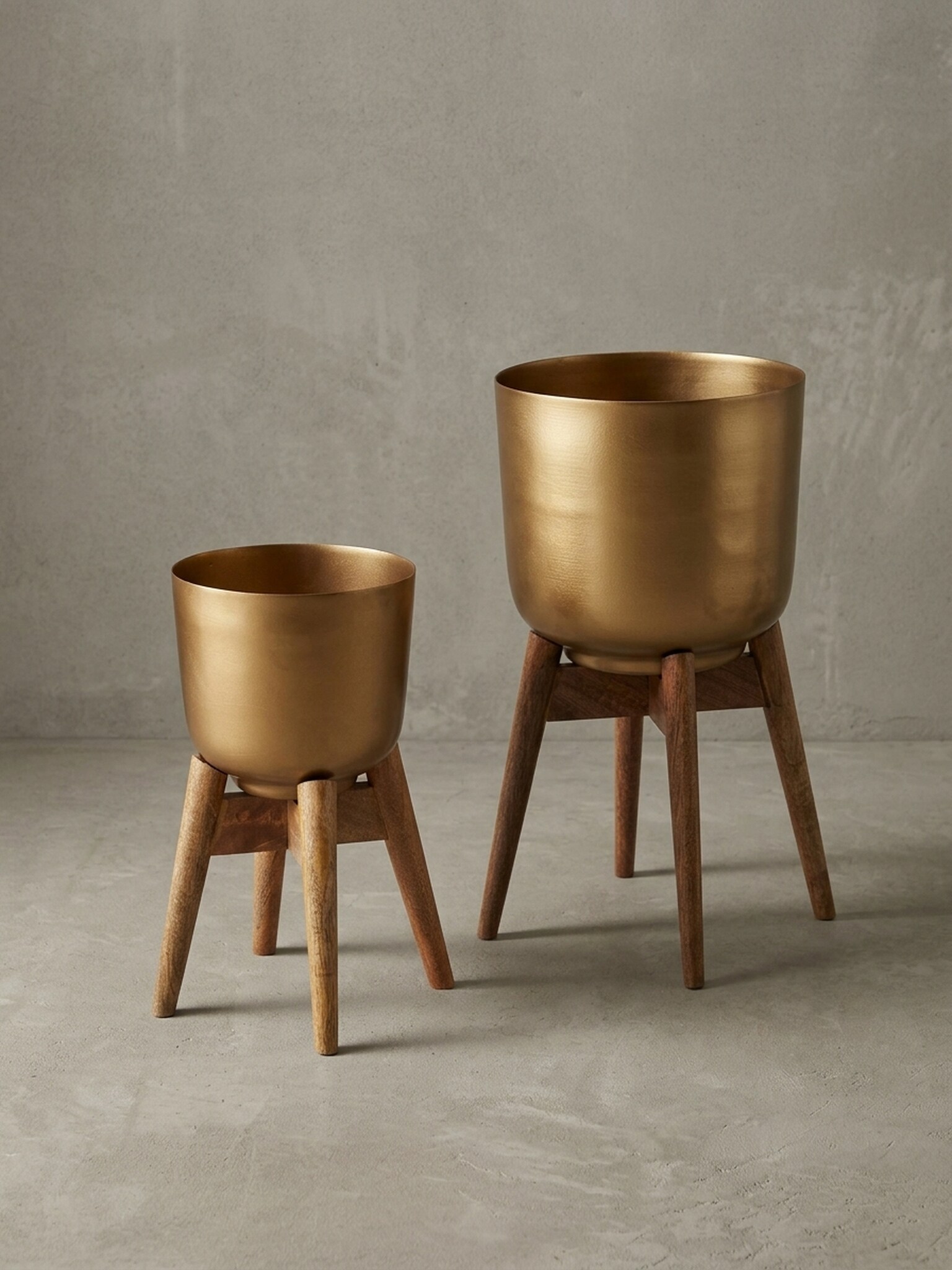 KADIMA DESIGN Alu-und-Holz Pflanzenk&uuml;bel Set in Gold/Braun, modern & elegant, f&uuml;r stilvolle Inneneinrichtung 