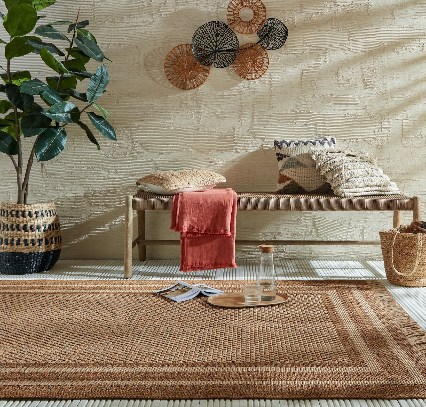 Outdoor-Teppich gestreift Ocker 120 x 170 cm - CLYST Kadima Design