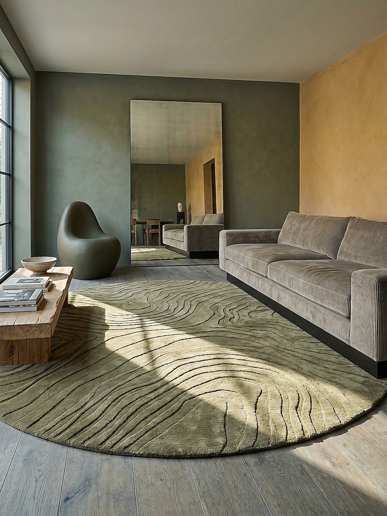 Wollteppich abstrakt Olivegrün Ø160 cm - LEVEN Kadima Design