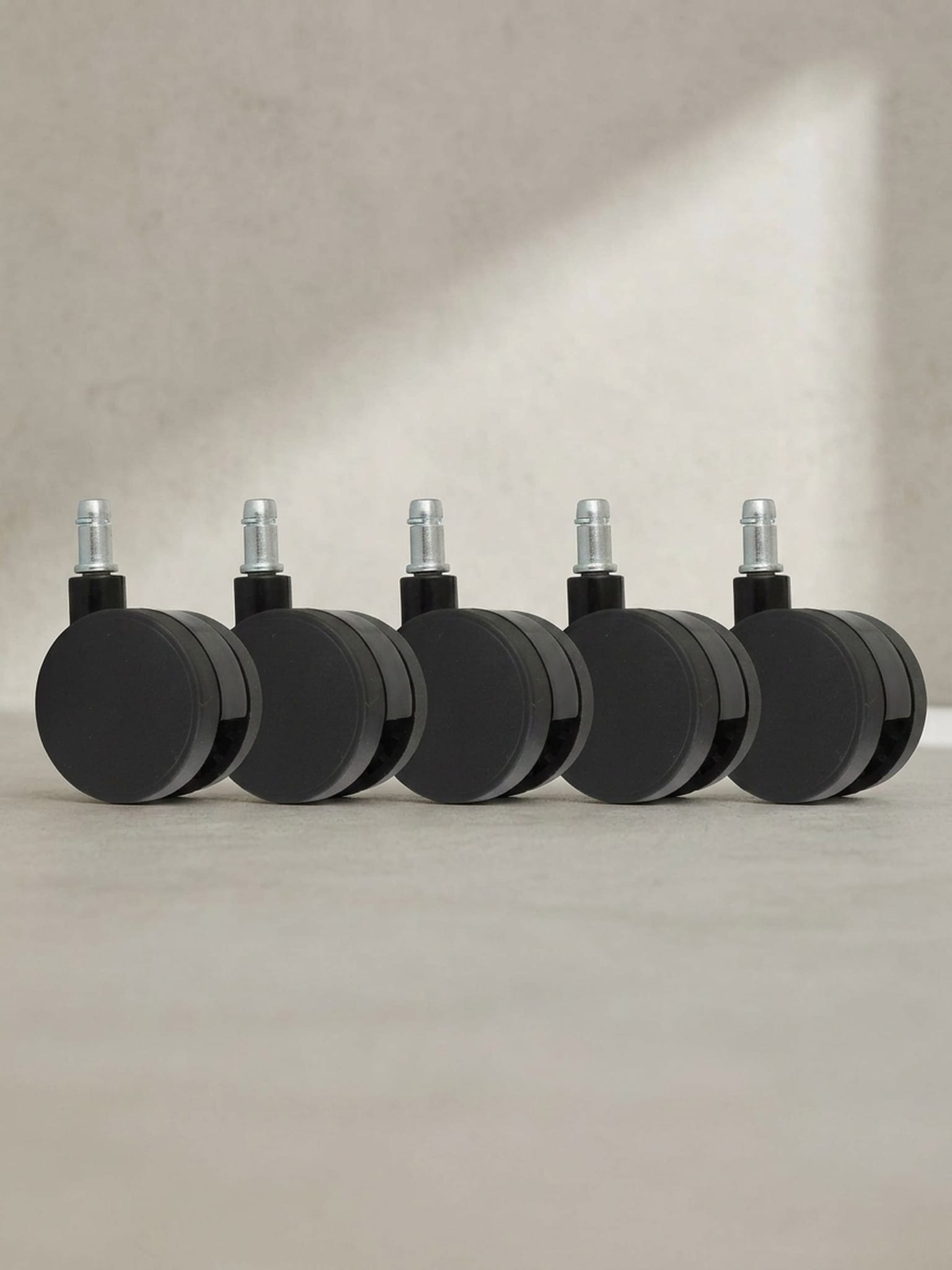 B&uuml;rostuhlrollen 5er-Set Polyurethan Schwarz &Oslash;60mm 11mm-Stift f&uuml;r Weichboden 