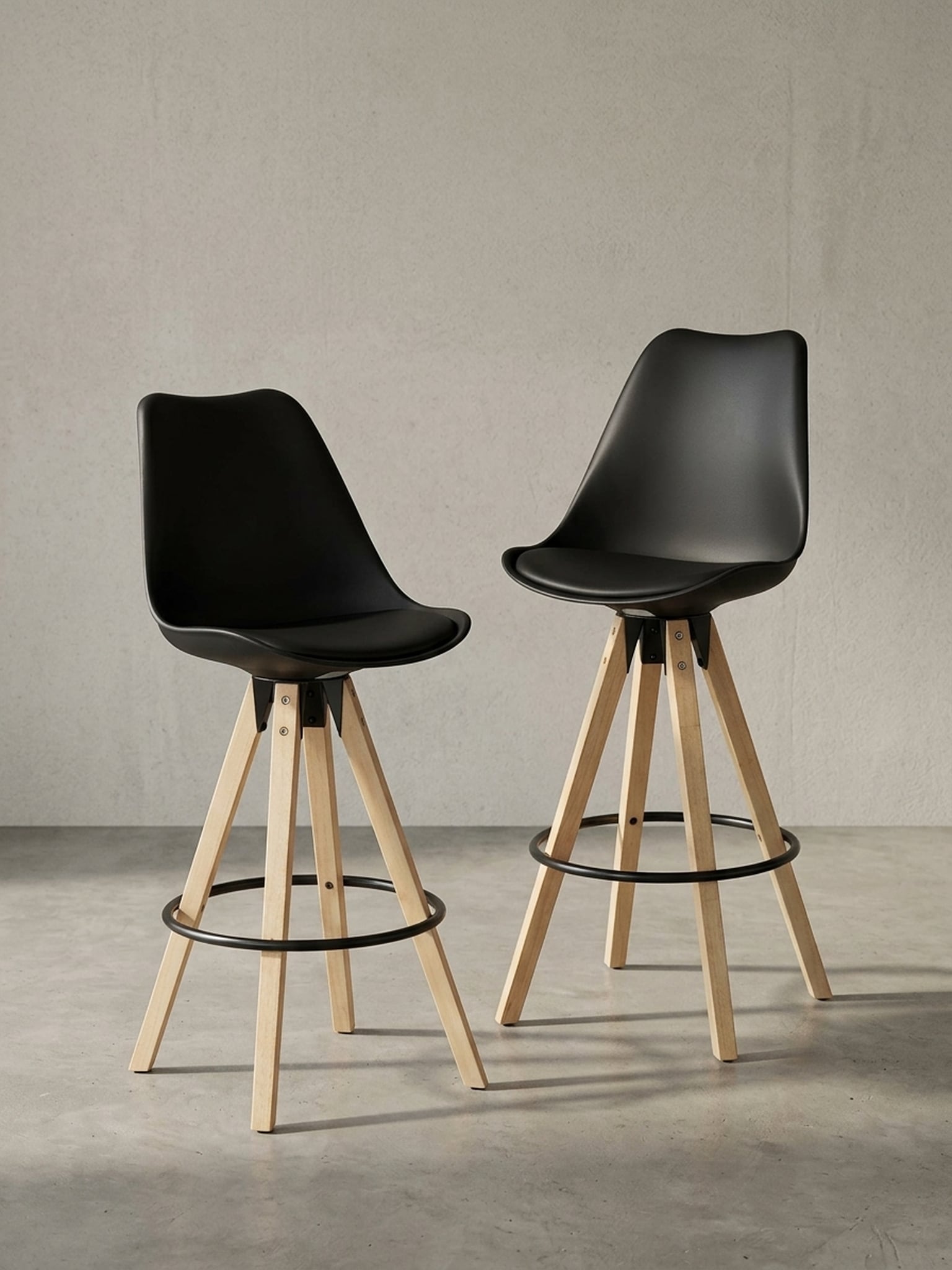 Barhocker Set &ndash; 2 St&uuml;ck, LIMA, Schwarz, Kunstleder und Holz, mit Lehne, Sitzh&ouml;he 77&nbsp;cm, Retro 