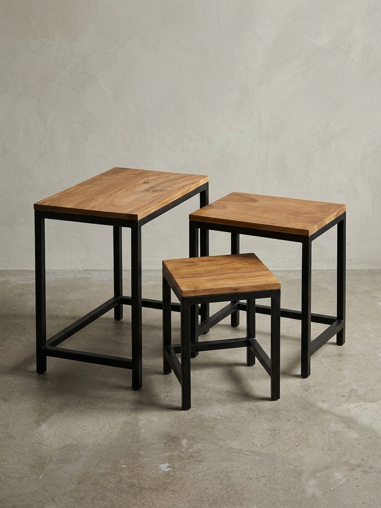 Beistelltisch Set – 3-teilig Massivholz Metallbeine Braun