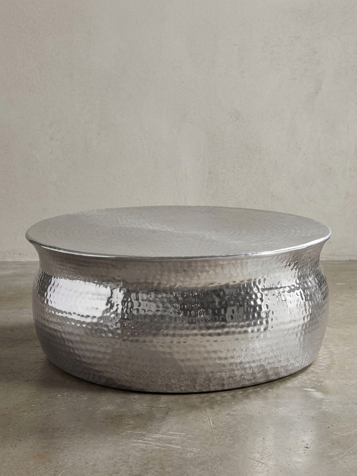 Couchtisch orientalisch rund, flacher Hammerschlag, Metall, Silbern 75x75x31 cm