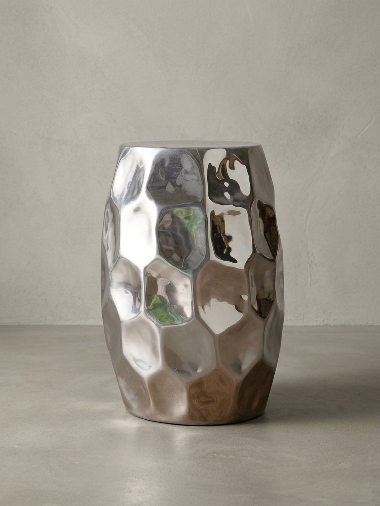 Beistelltisch Aluminium Orientalisch Rund Hammerschlag, Silbern 30x30x47 cm