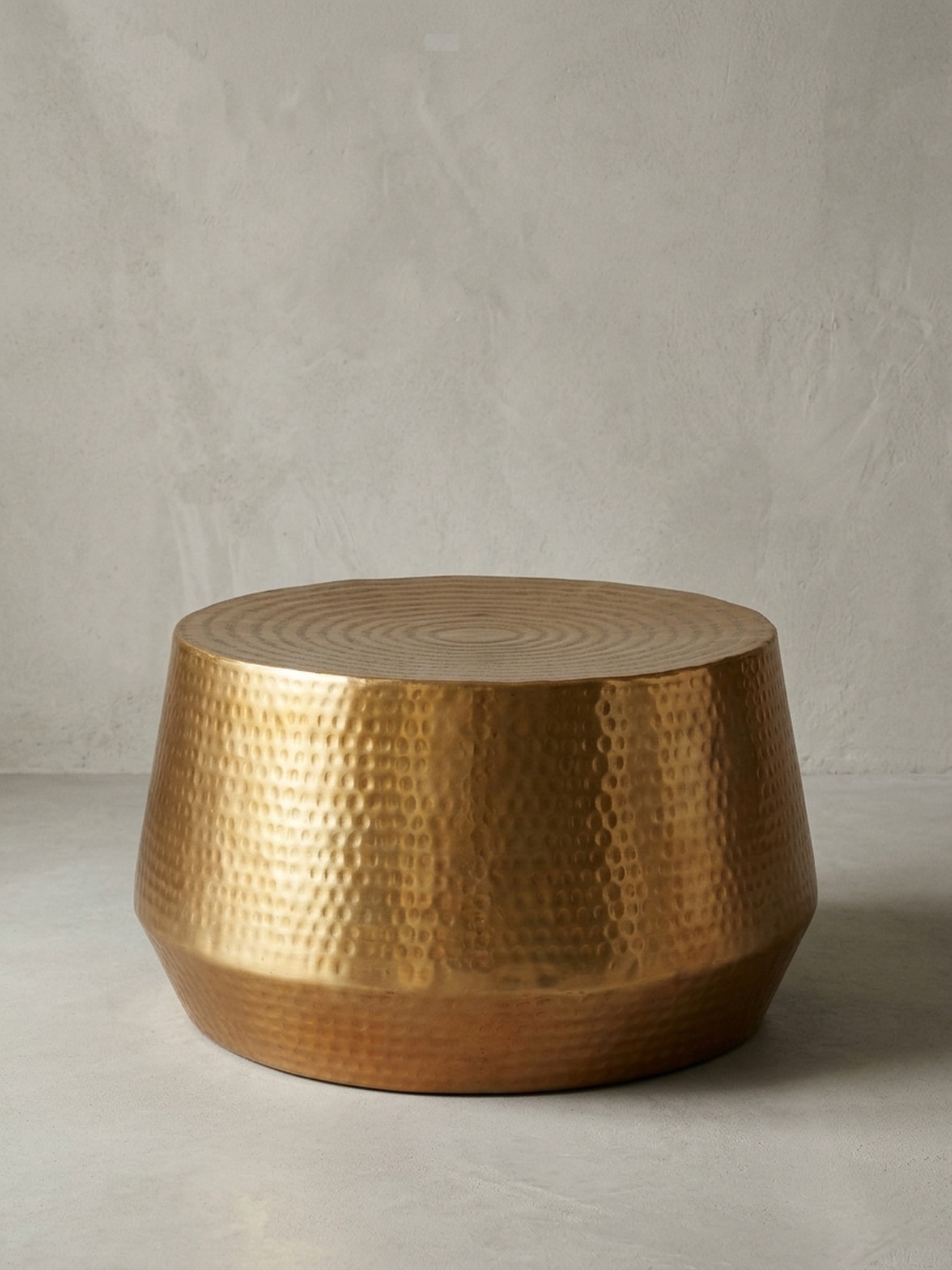 Couchtisch rund in Goldfarbenem Aluminium, Orientalisches Design, 60x36x60 cm