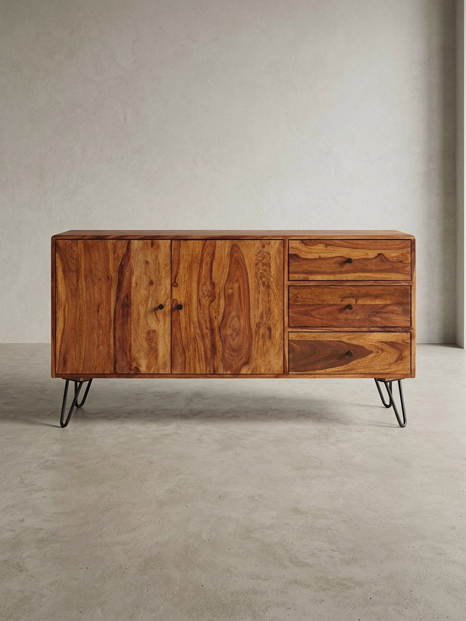 Sideboard &ndash; Massivholz, 145x75x40&nbsp;cm, Landhausstil, 3 Schubladen, 2 T&uuml;ren 