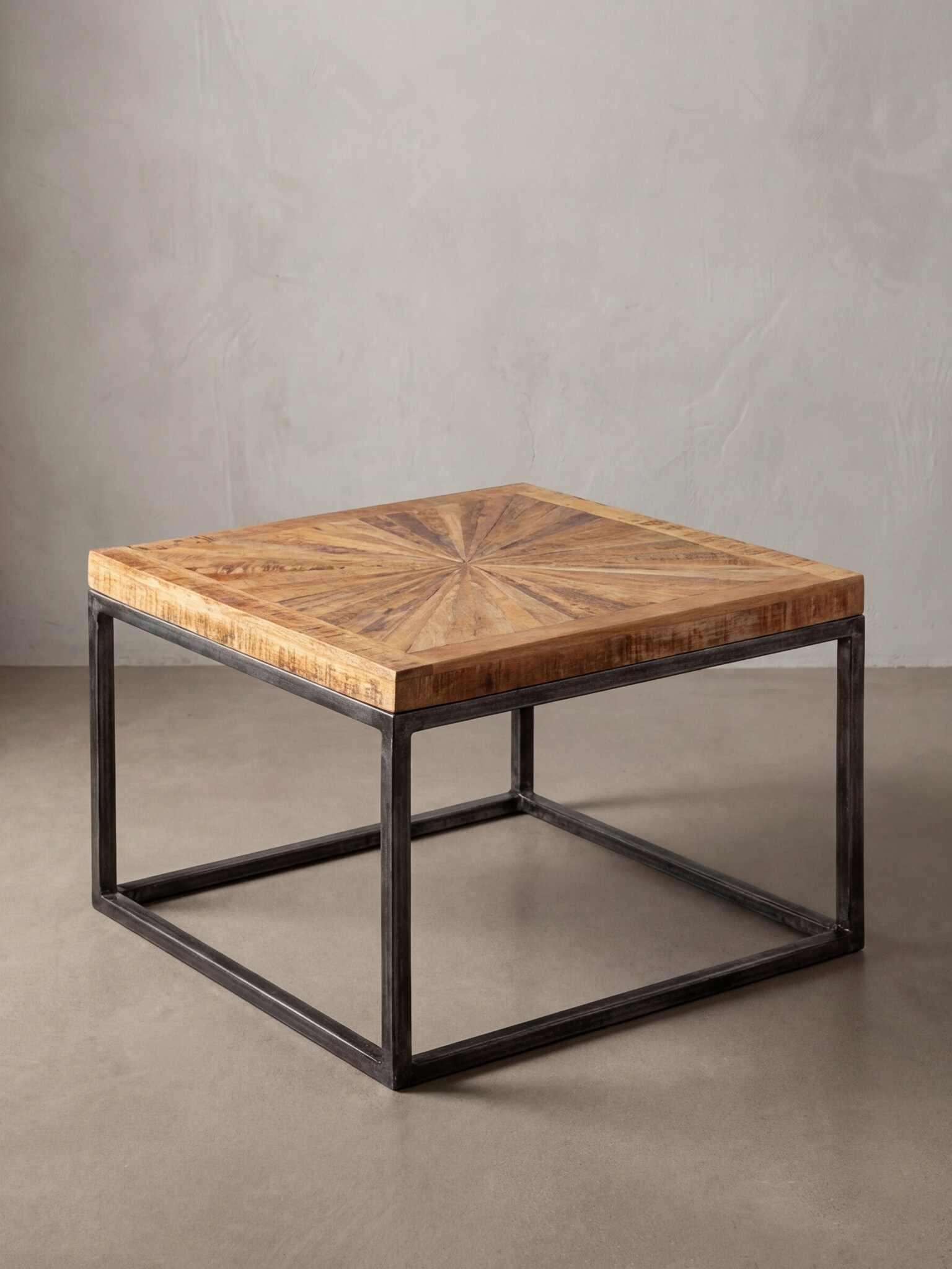 Couchtisch Mango Massivholz Metallgestell 55x40x55 cm Industrial Design Modern 
