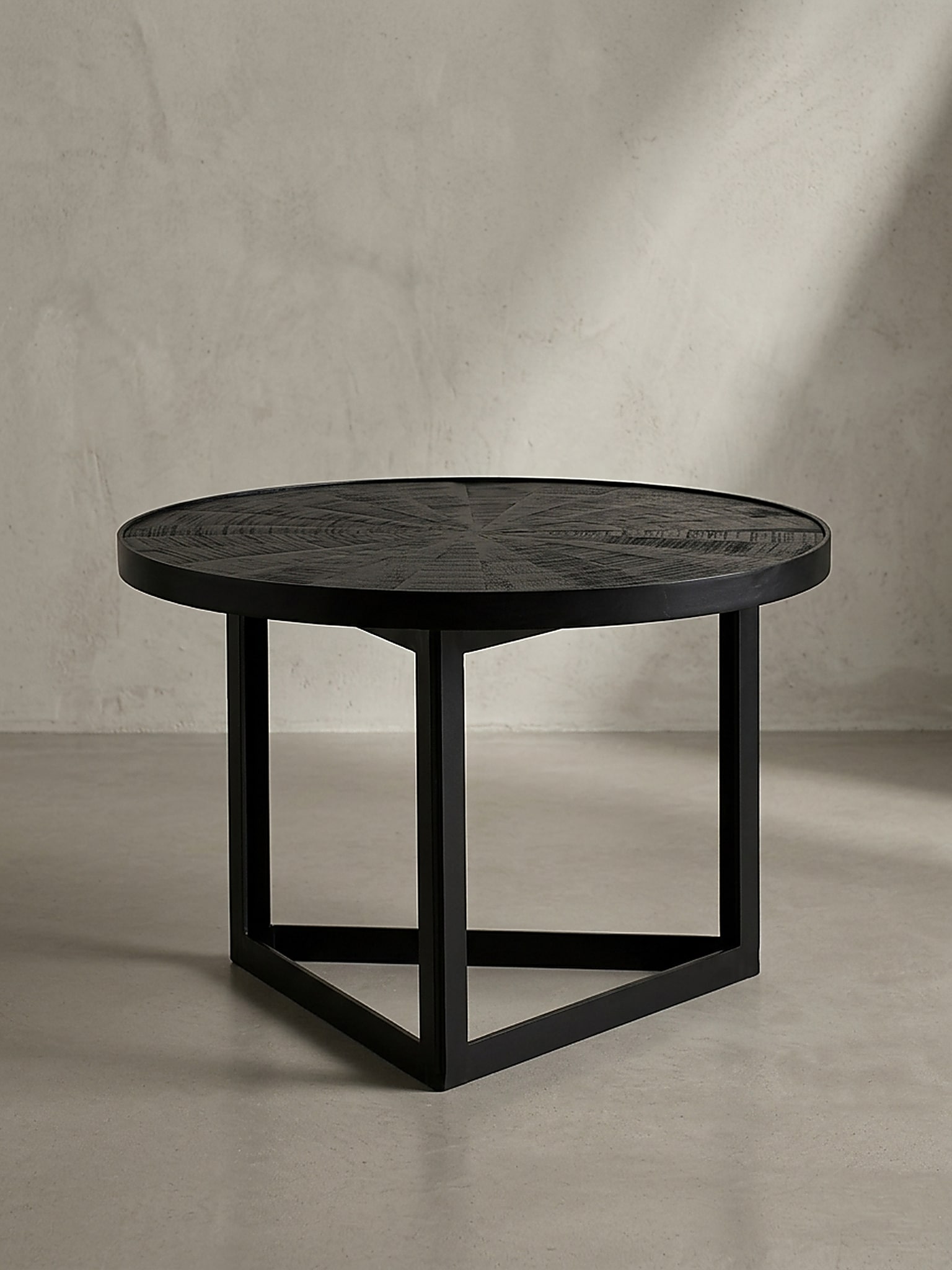Couchtisch Schwarz Massivholz Mango Rund 58x58x40 cm Industrial Design 