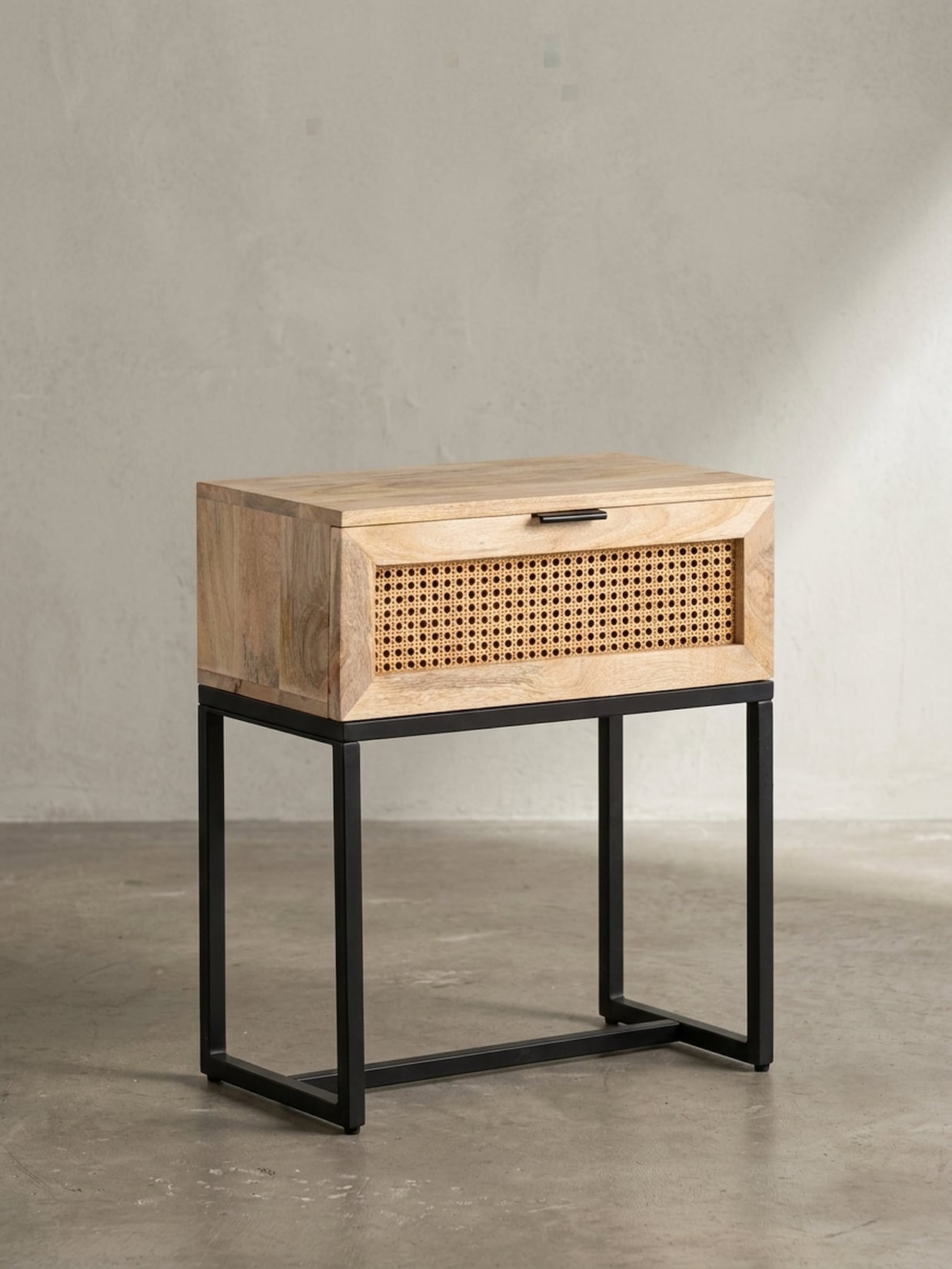 Nachttisch – Mango Massivholz/Rattan, 50x60x30 cm, 1 Schublade, Wiener Geflecht