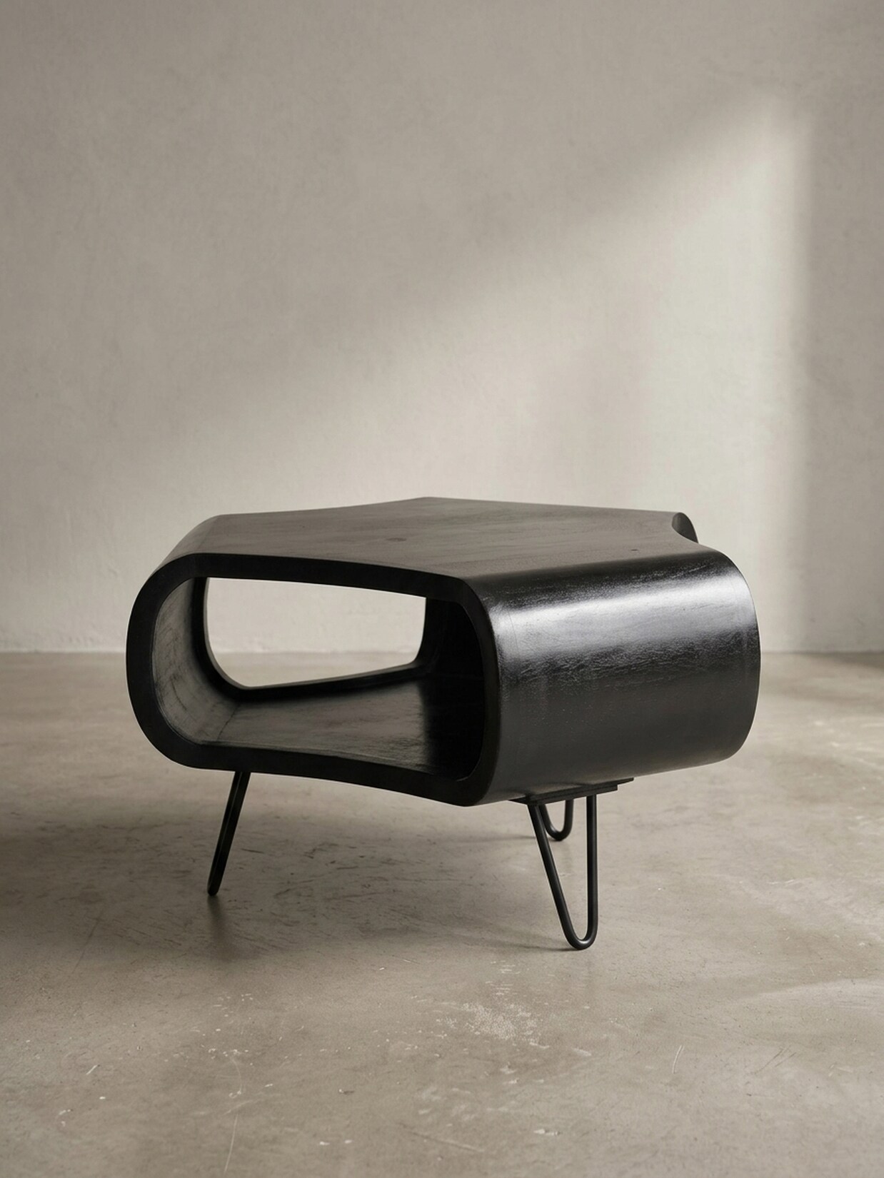 Couchtisch Schwarz Massivholz Mango mit Stauraum 60x60x35 cm Haarnadelbeine