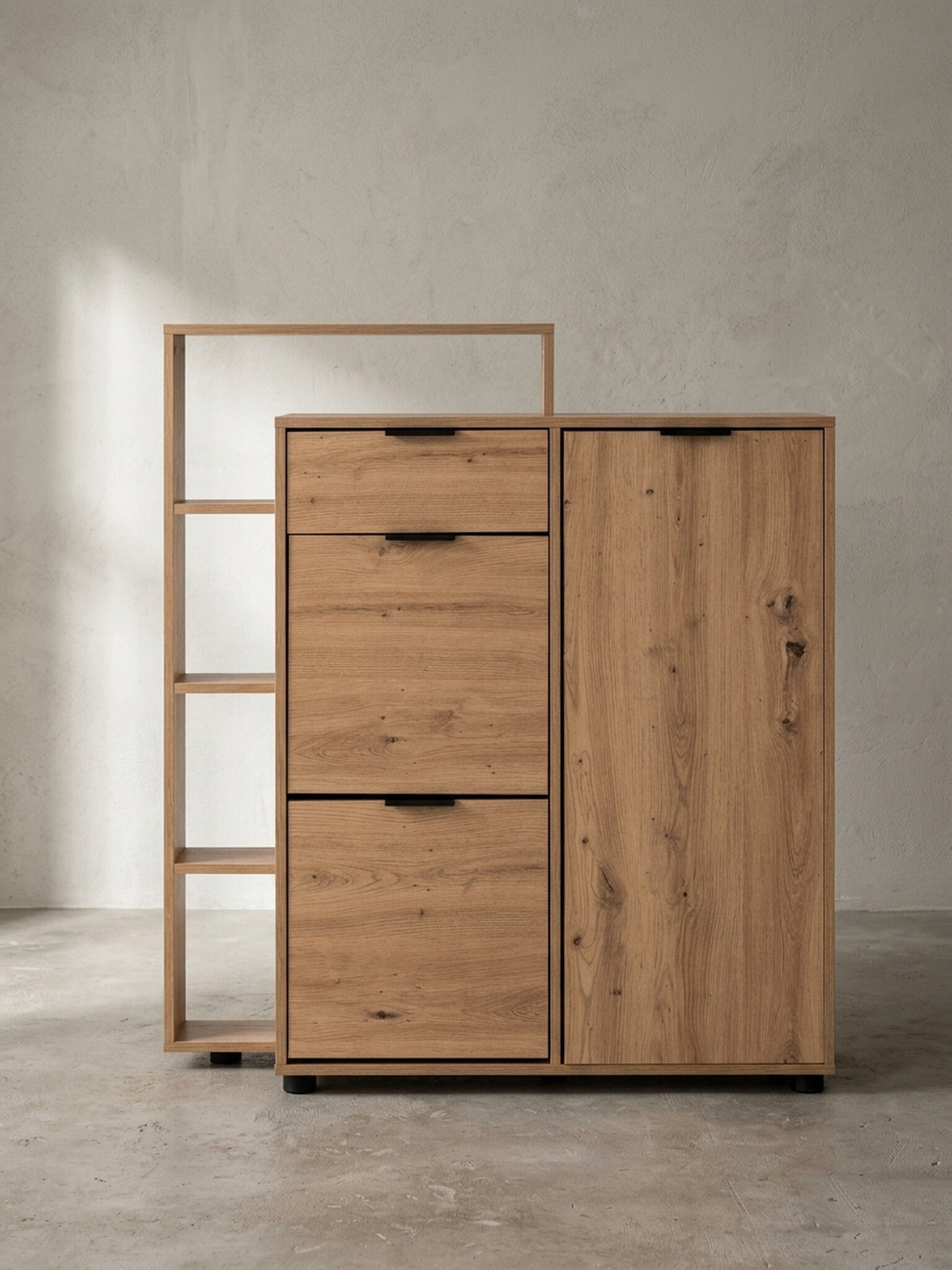 Schuhschrank &ndash; Eiche-Dekor, 98x110x30 cm, geschlossen, mit Schublade 